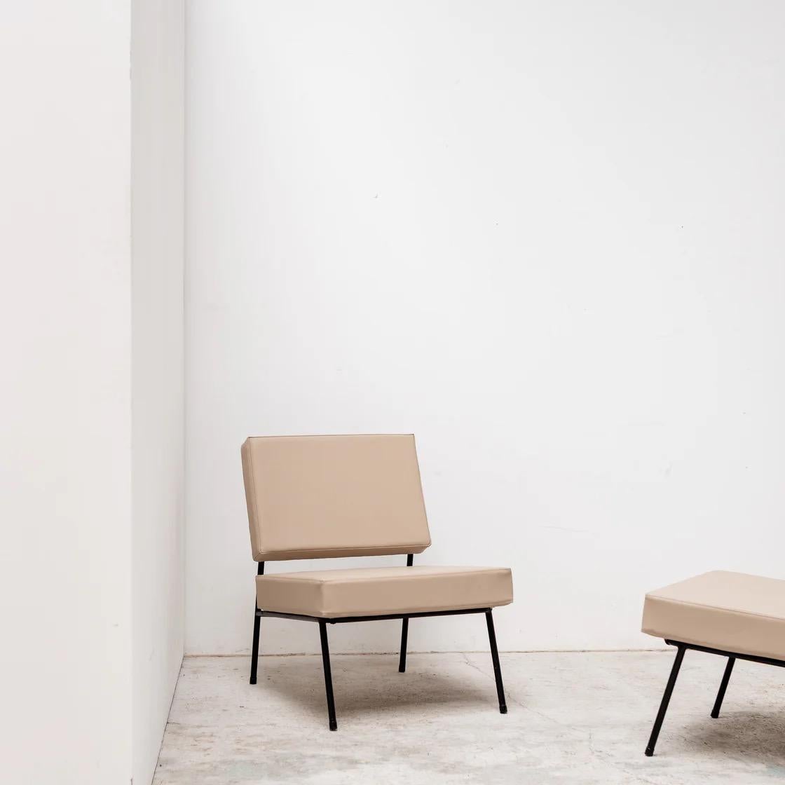 Français Chaise longue set of 2by Pierre Guariche en vente