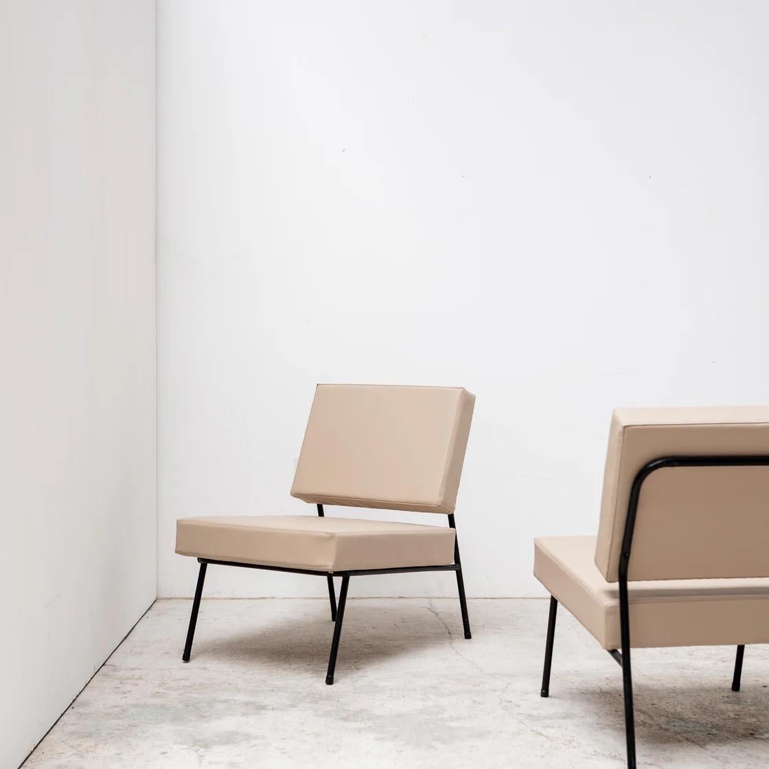 Chaise longue set of 2by Pierre Guariche en vente 1