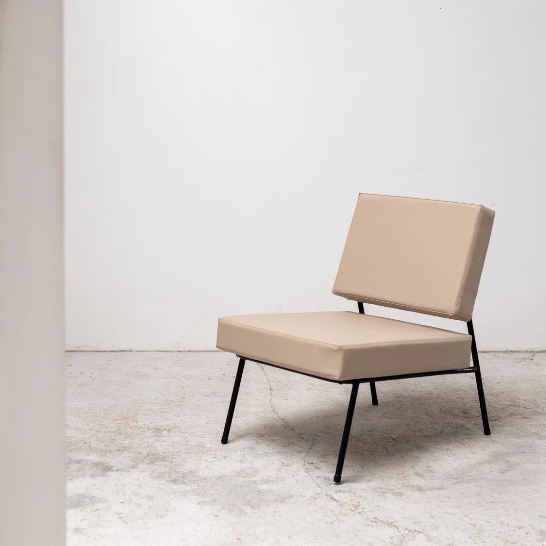 Chaise longue set of 2by Pierre Guariche en vente 2