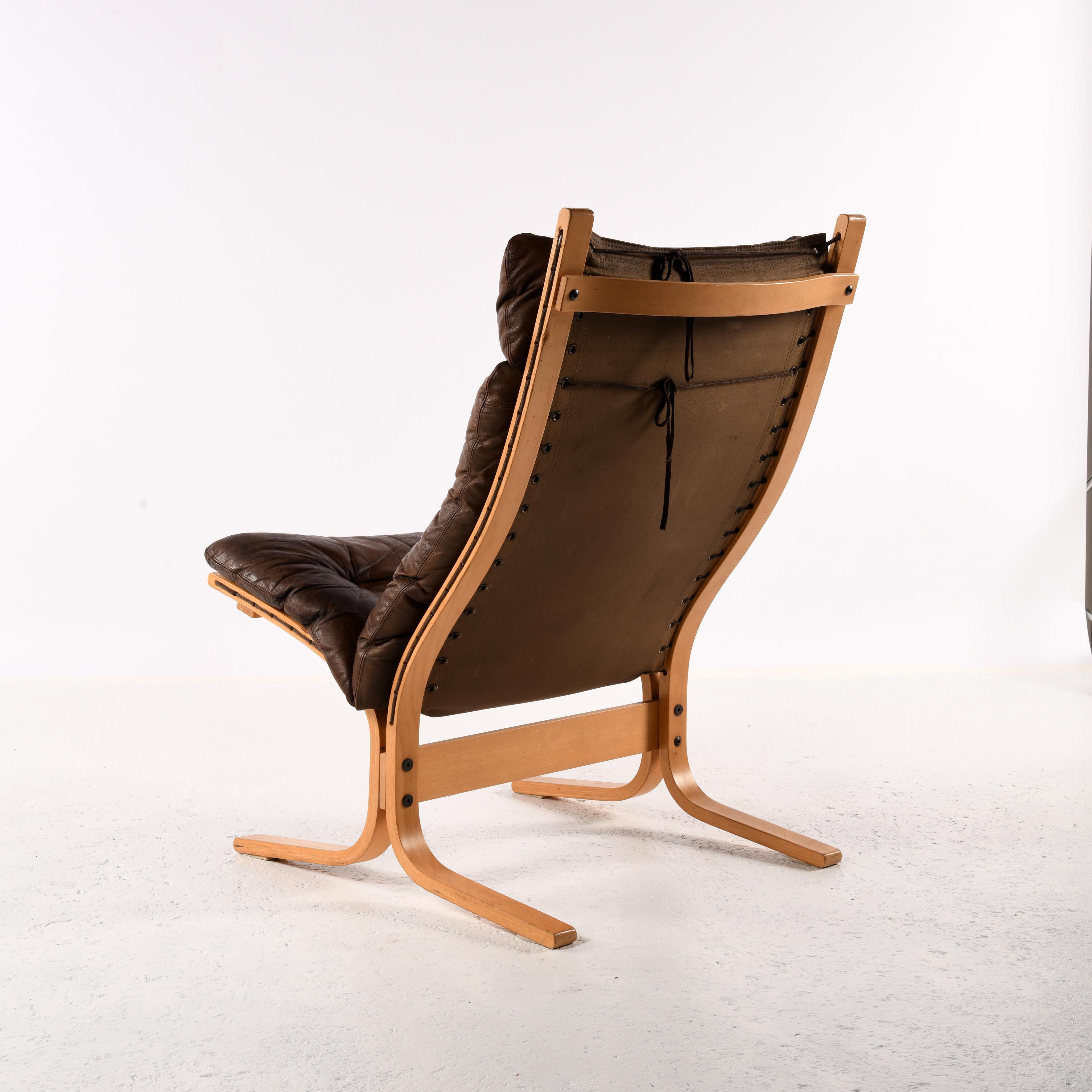 Lounge chair Siesta designed by Ingmar Relling with leather cushion  In Fair Condition In SAINT-YRIEIX-SUR-CHARENTE, FR