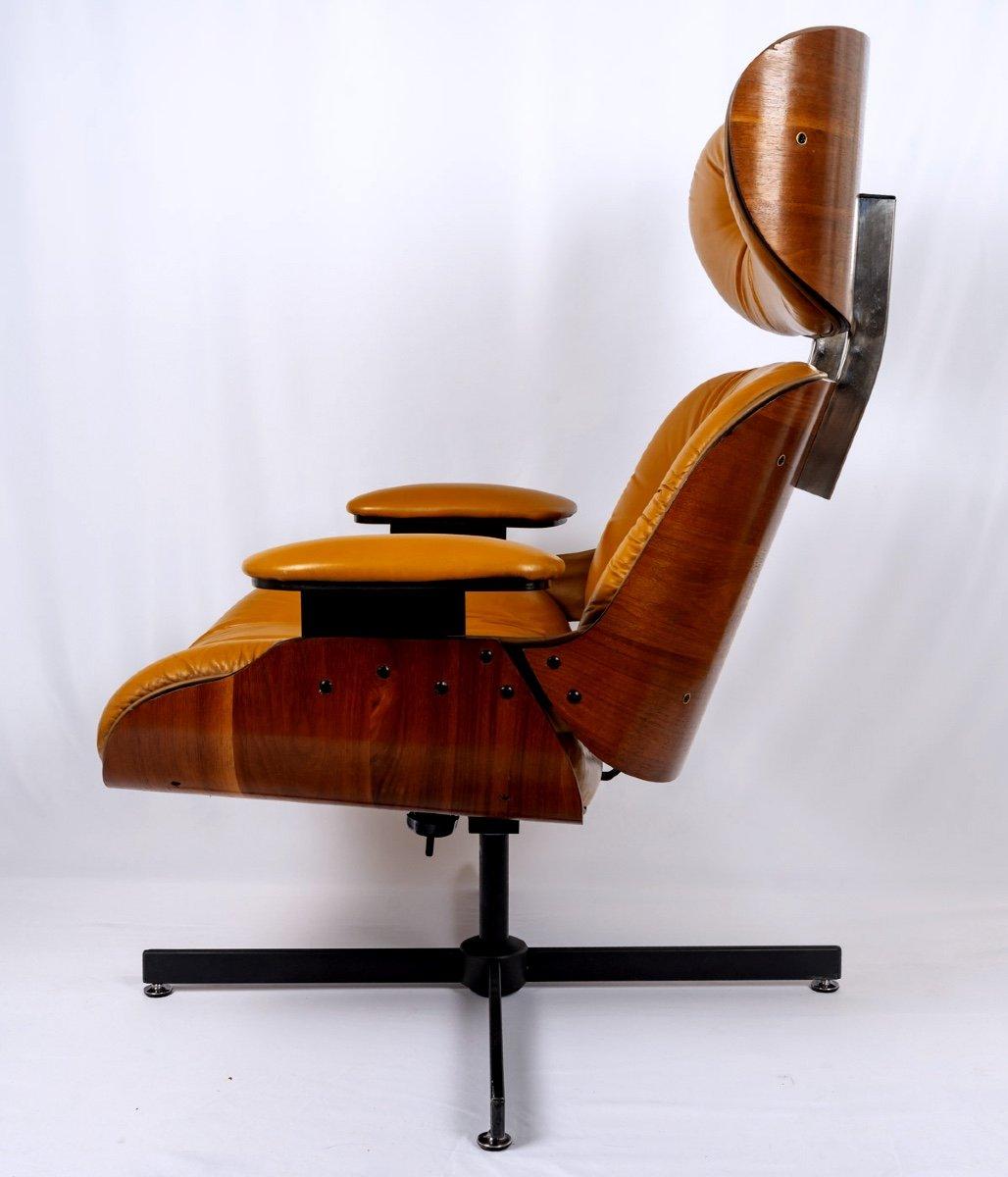 Américain Fauteuil de salon & Son Ottoman - Cuir et aluminium - Designer Charles & Ray Eames -