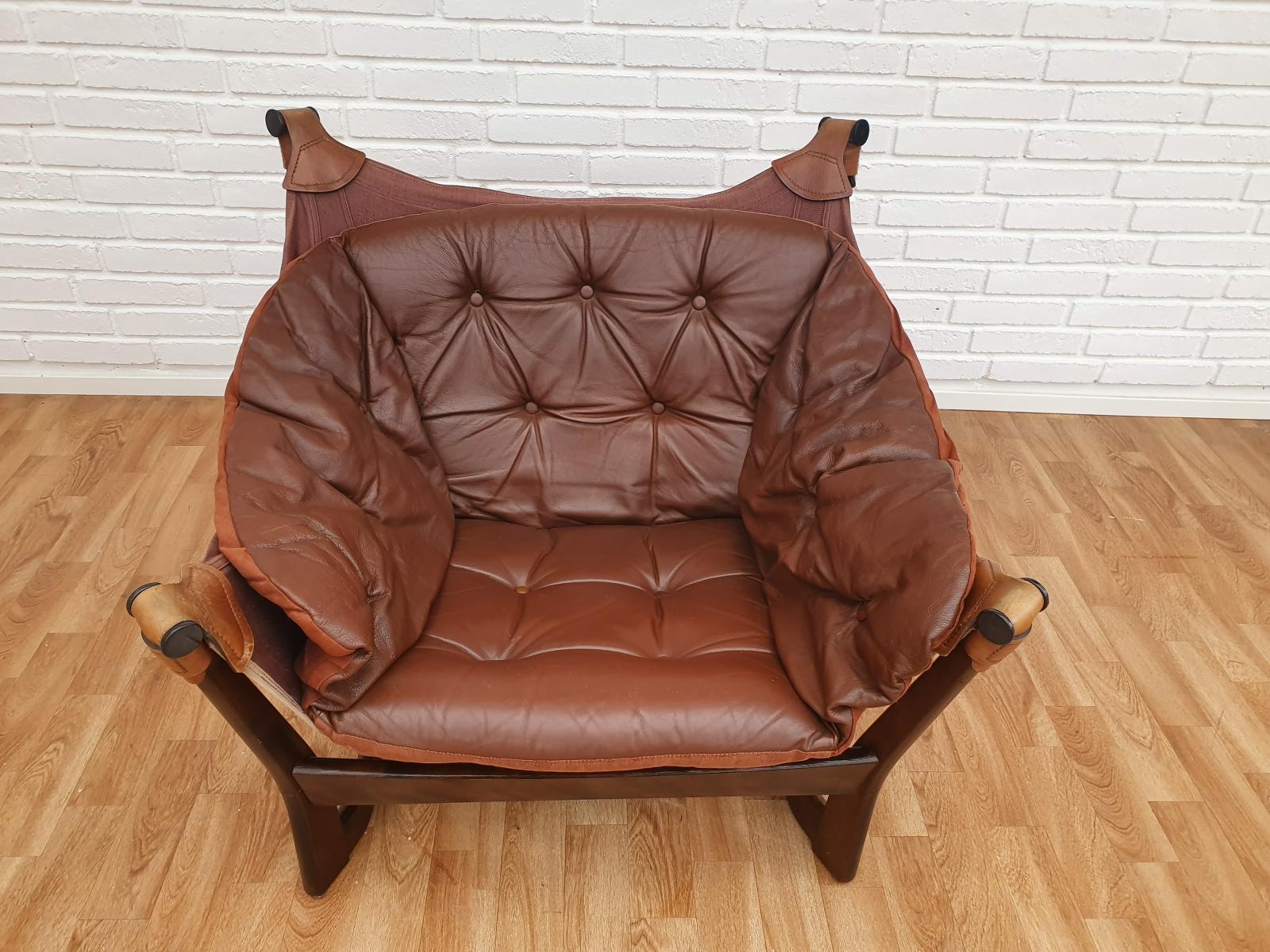 Stained Lounge Chair 