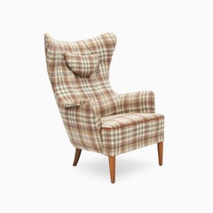 Lounge Chair with Wegner Footstool