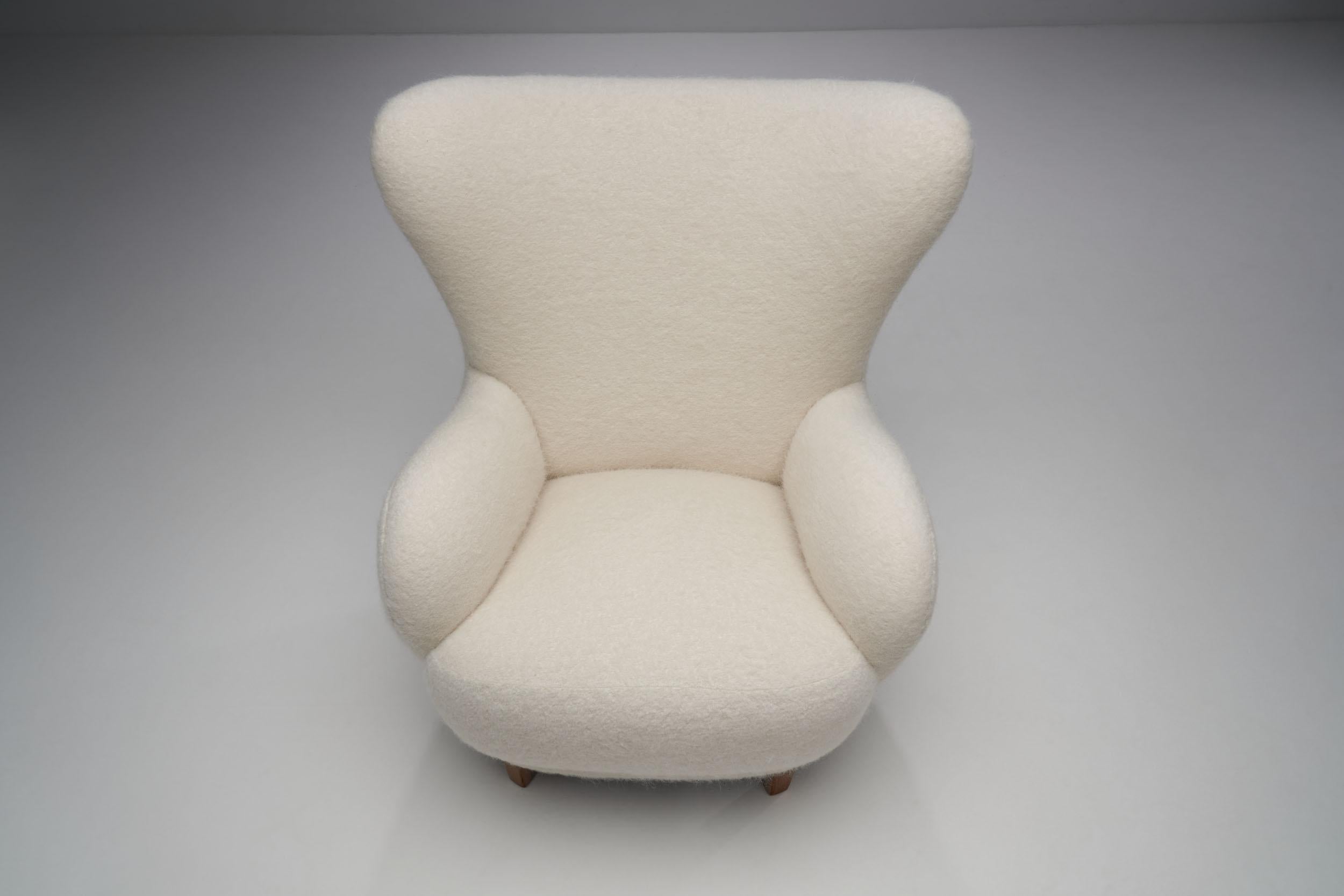 Lounge Chair with Beech Legs by Danish Cabinetmaker, Denmark, 1940s 1