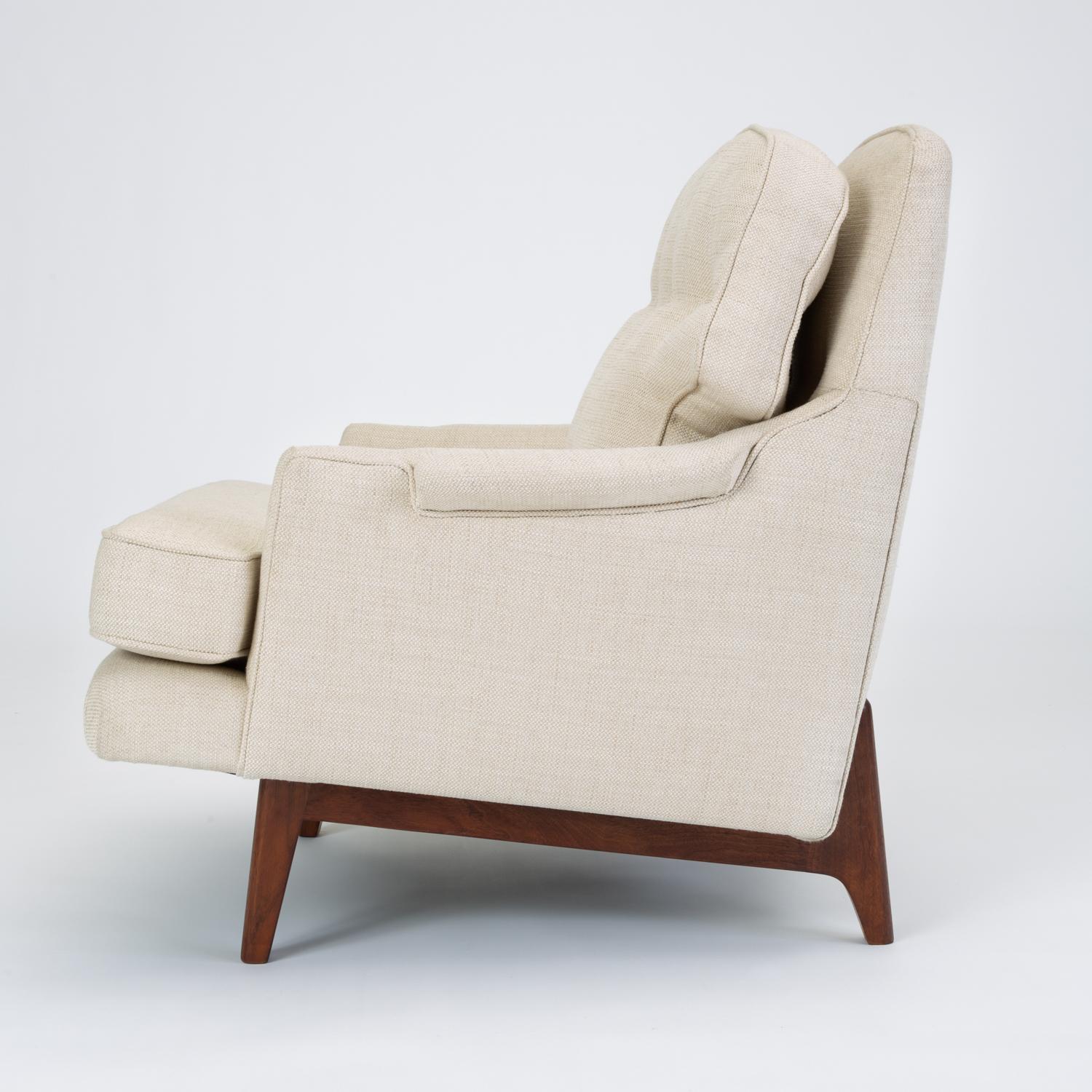 Stained Lounge Chair with Bracket Base by Roger Sprunger for Dunbar