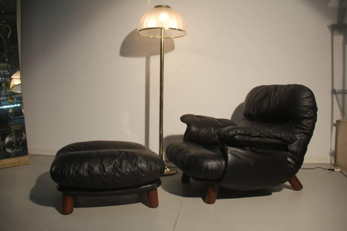 Mid-Century Modern Lounge Chair with Ottoman 1970 Designer E. Cobianchi for Insa Made in Italy