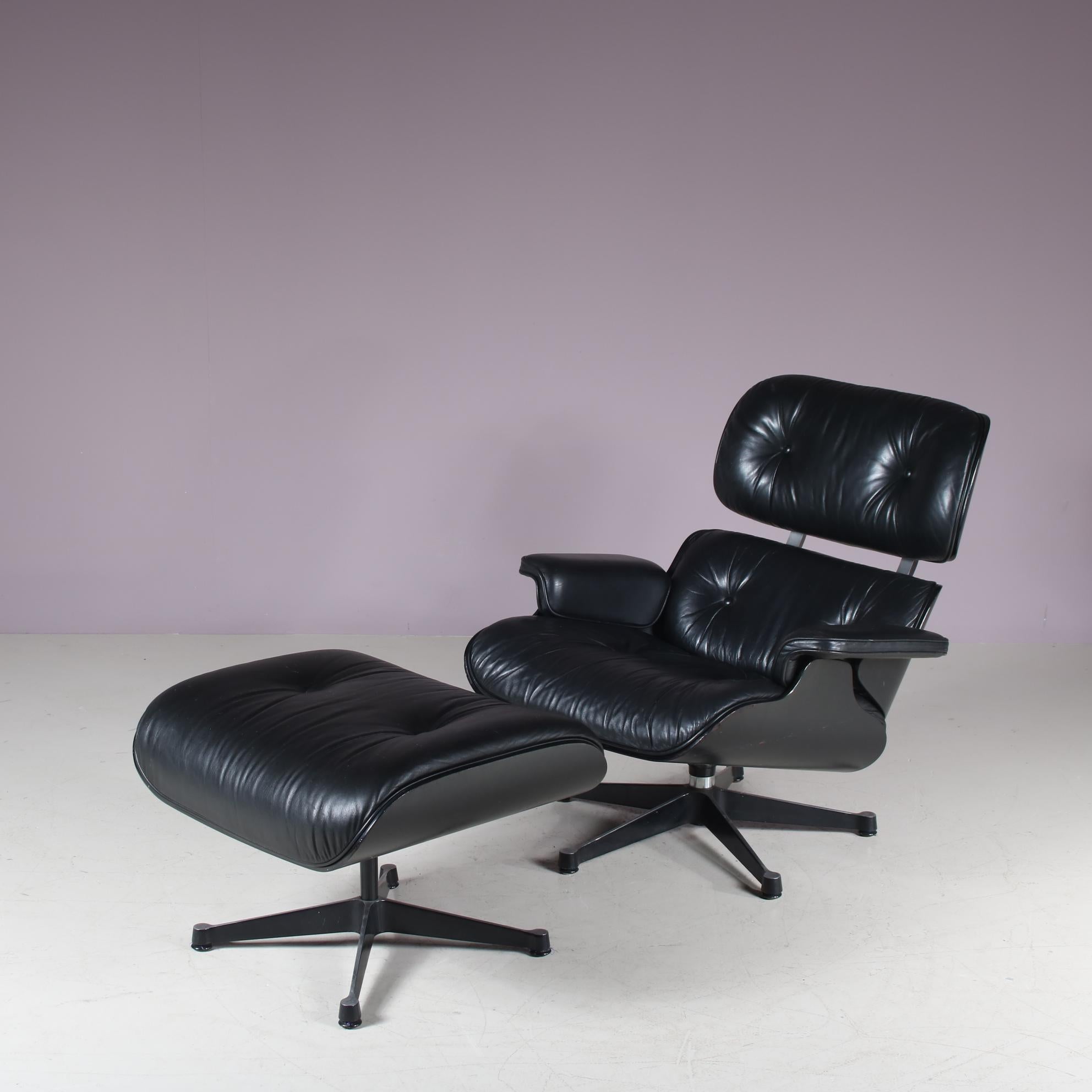 Mid-Century Modern Lounge Chair with Ottoman by Charles & Ray Eames for Vitra, Germany 1980