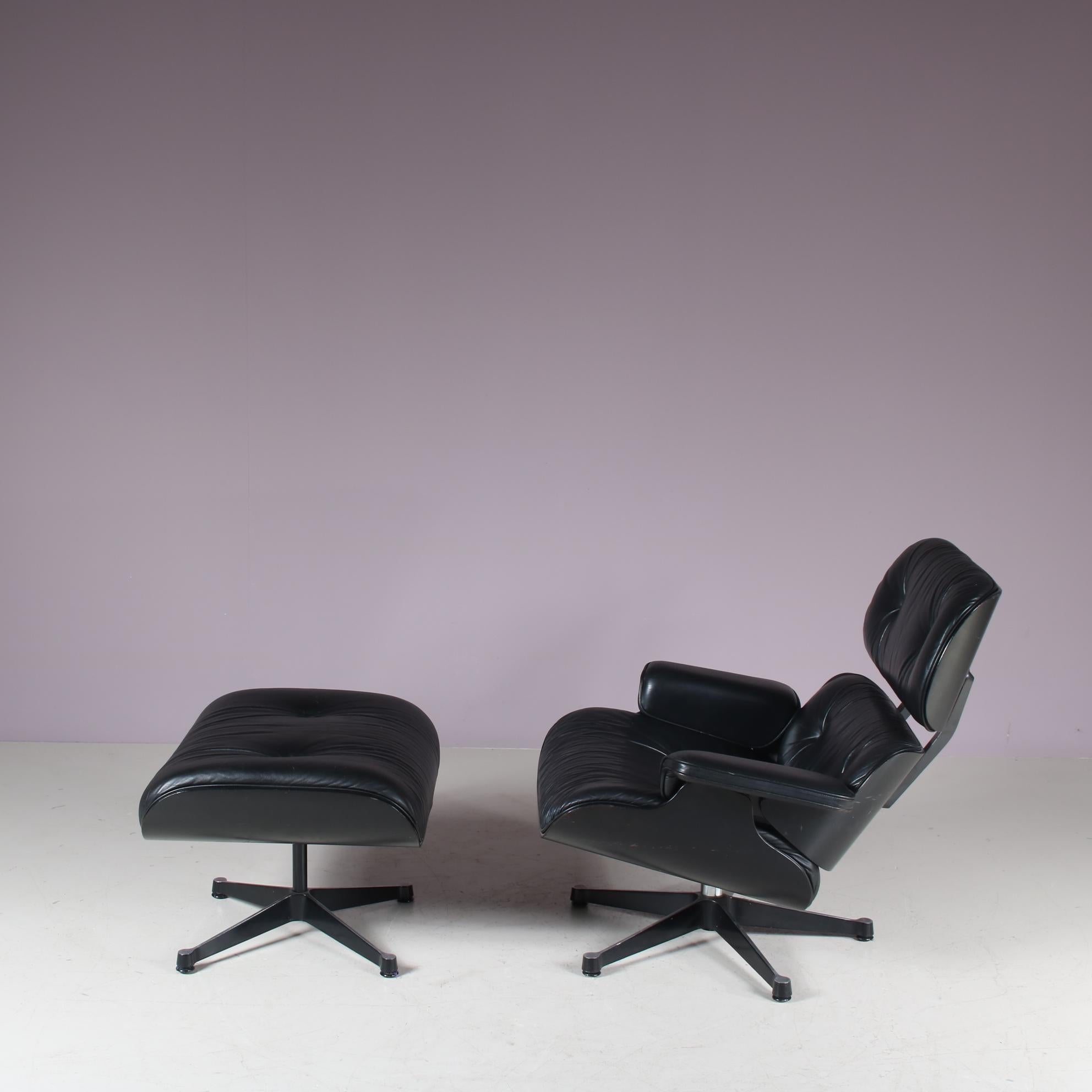 20th Century Lounge Chair with Ottoman by Charles & Ray Eames for Vitra, Germany 1980