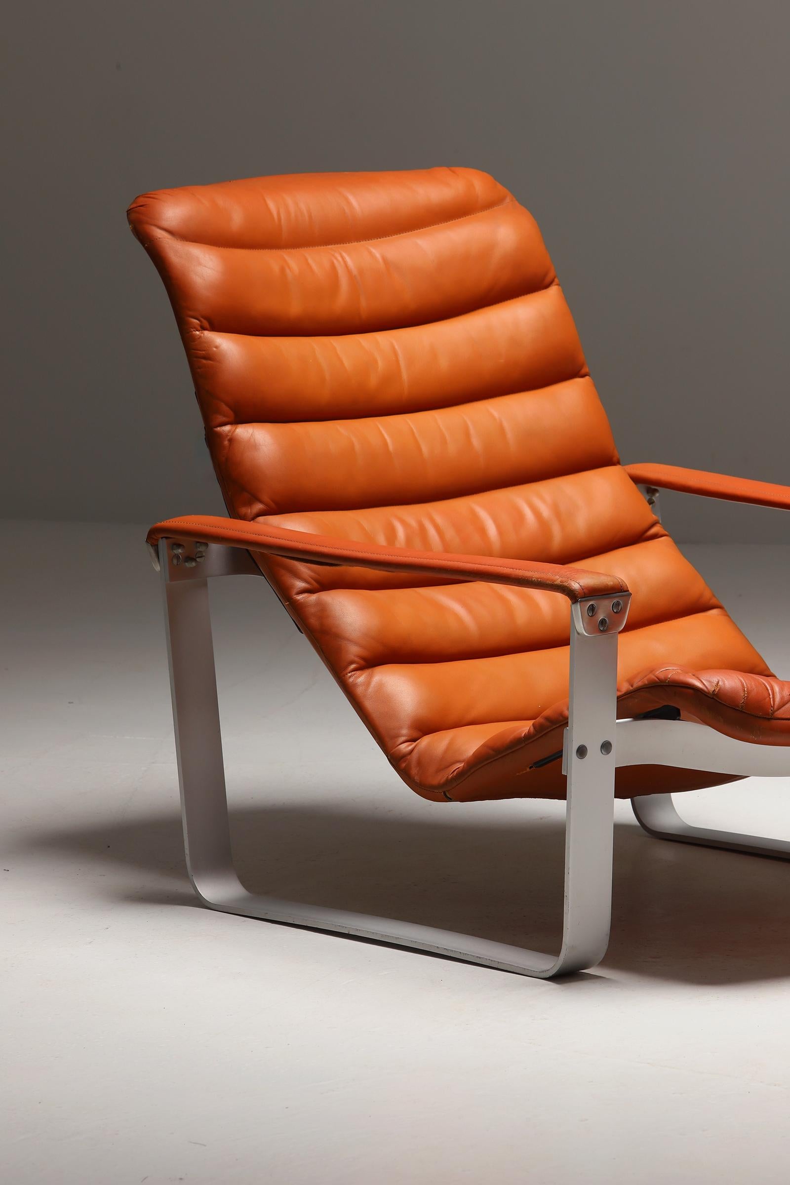 Lounge Chair with Ottoman Designed by Ilmari Lappalainen for Asko 1960s In Good Condition In Antwerpen, Antwerp