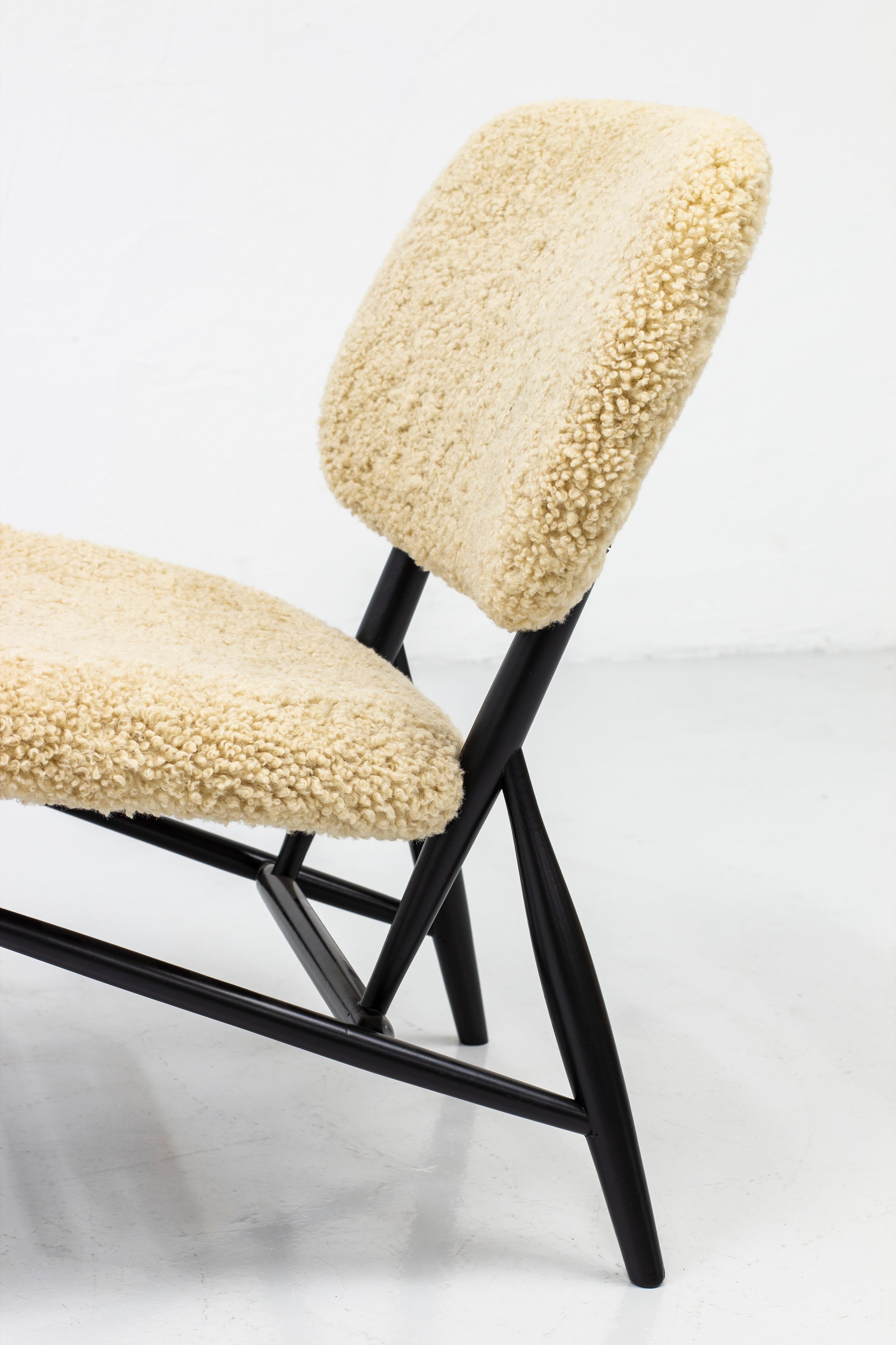 Mid-20th Century Lounge Chair with Sheep Skin by Slöjd & Möbler, in the Manner of Alf Svensson