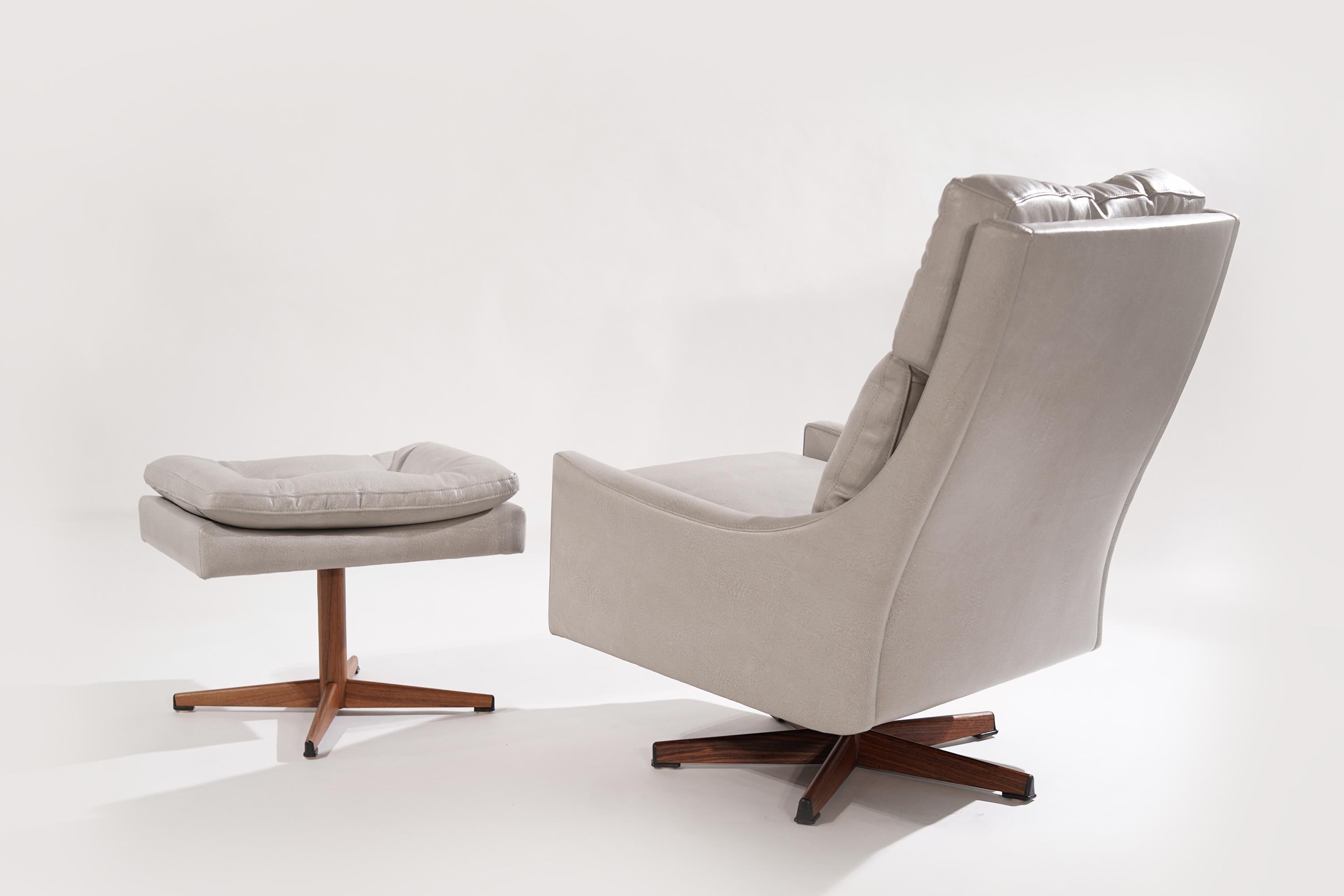 20th Century Lounge Chair and Ottoman by Ib Kofod-Larsen, Denmark, 1950s