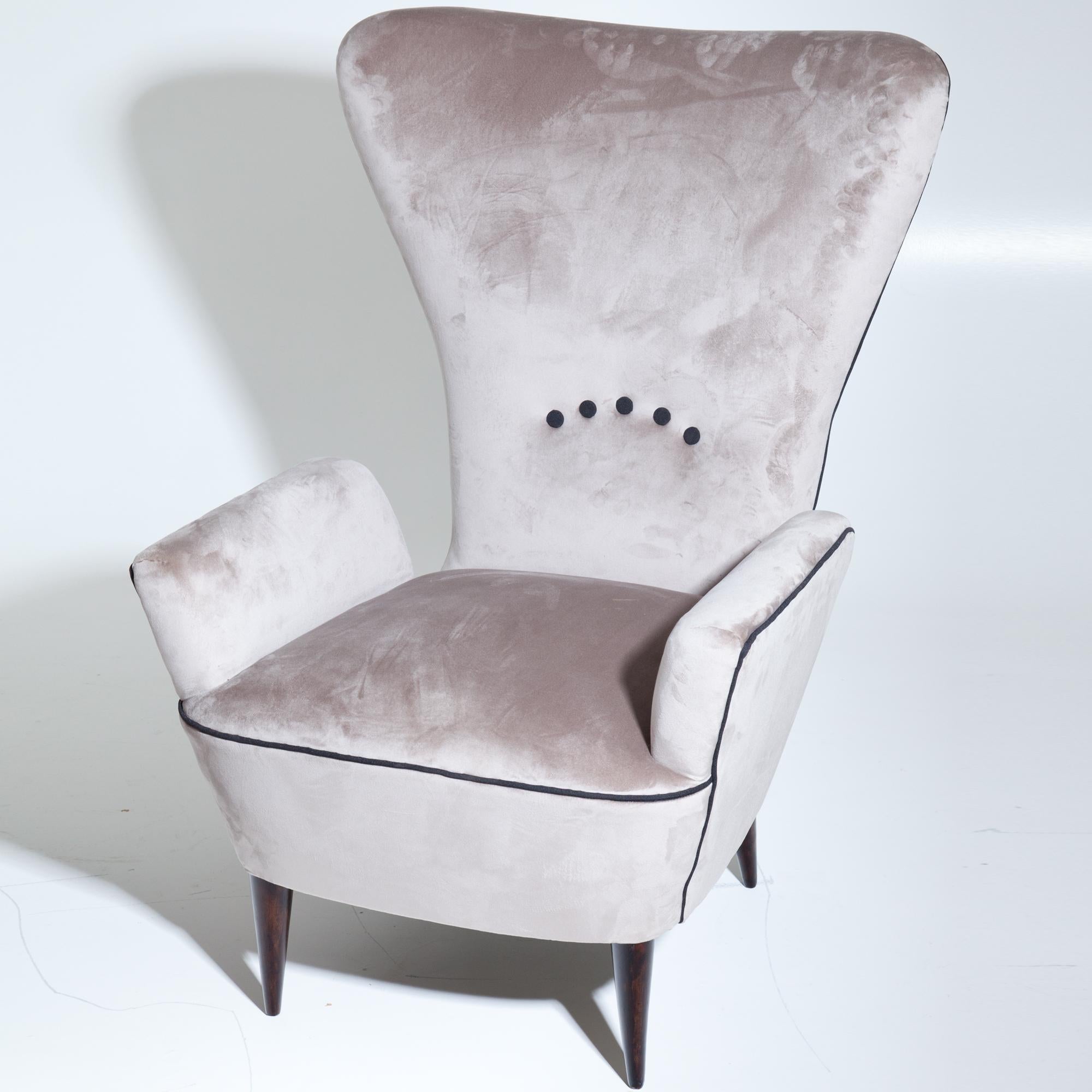 Italian Lounge Chairs, Attributed to Paolo Buffa, Italy, Mid-20th Century