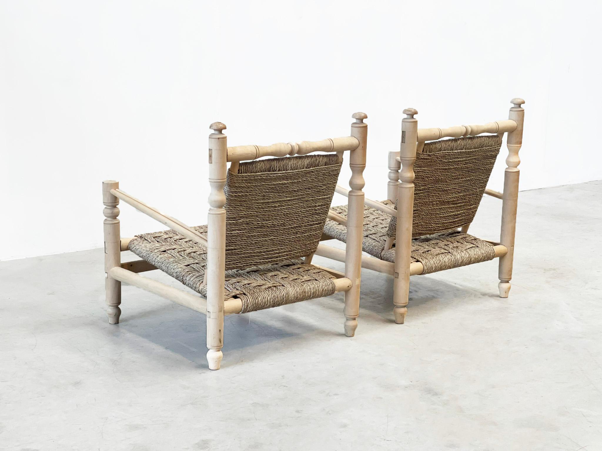 Lounge chairs by Adrien Audoux & Frida Minet 1