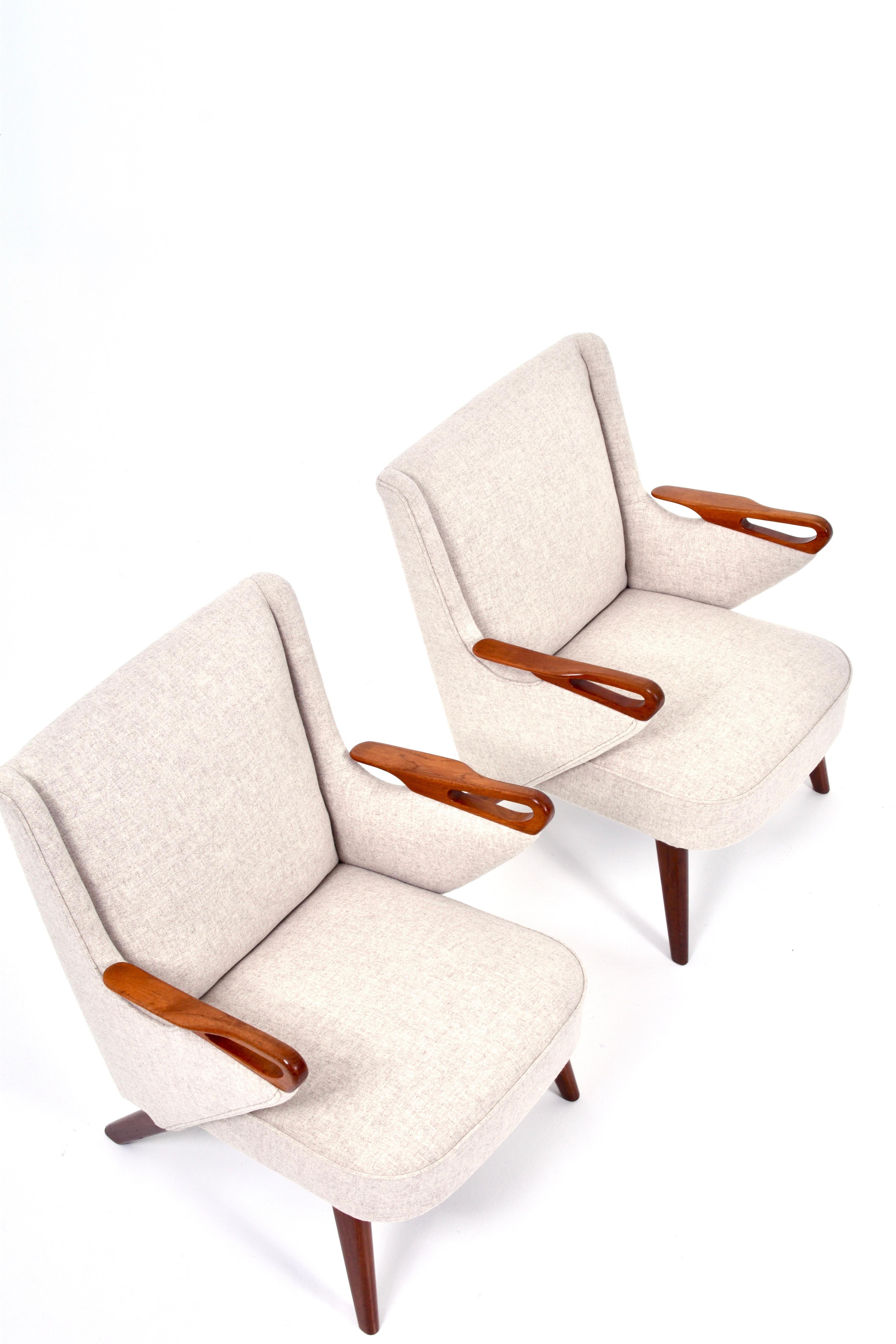 Danish Lounge Chairs by Chresten Findahl Brodersen for Findahl Møbelfabrik, Set of 2 For Sale