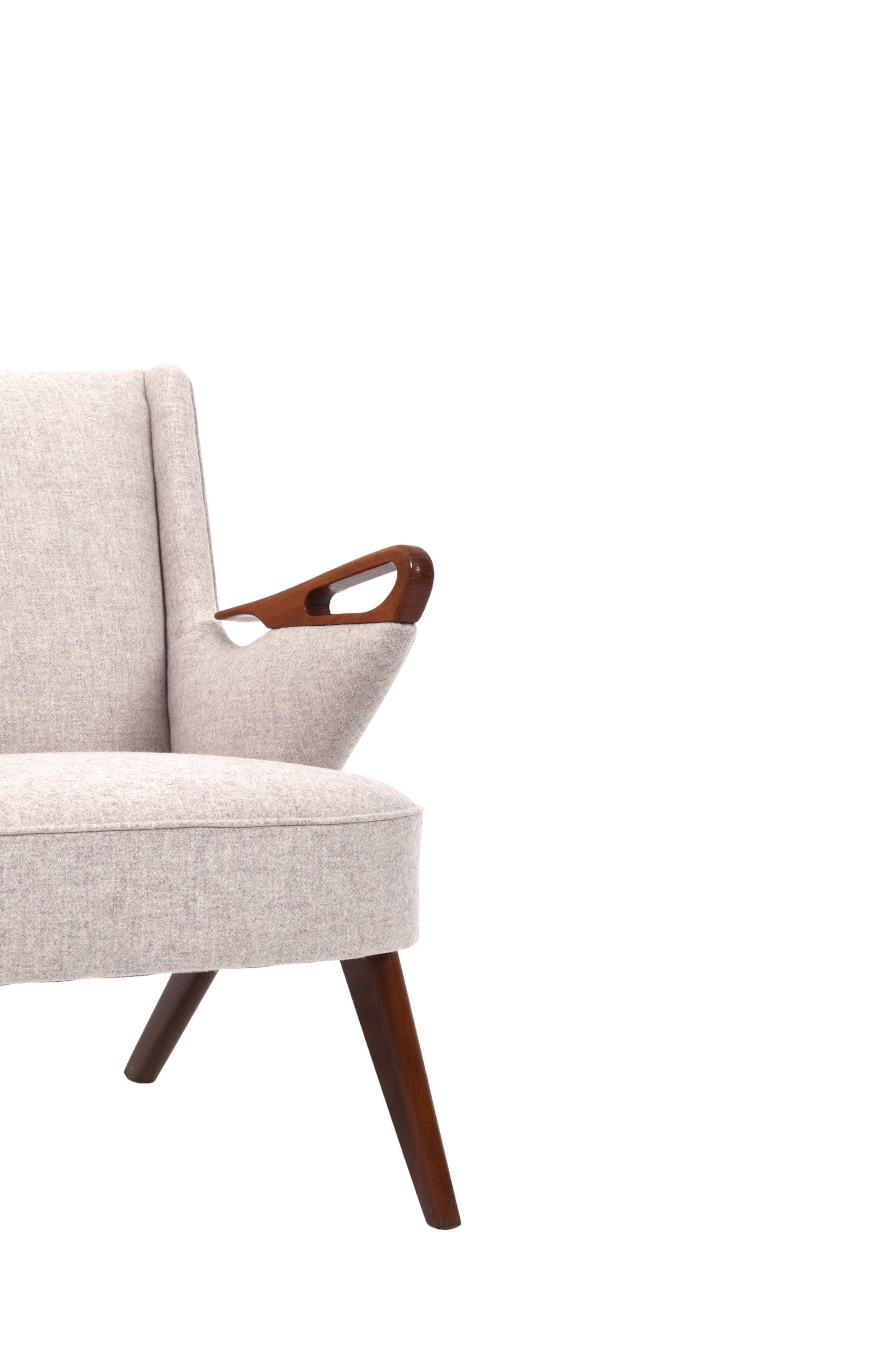 Wool Lounge Chairs by Chresten Findahl Brodersen for Findahl Møbelfabrik, Set of 2 For Sale