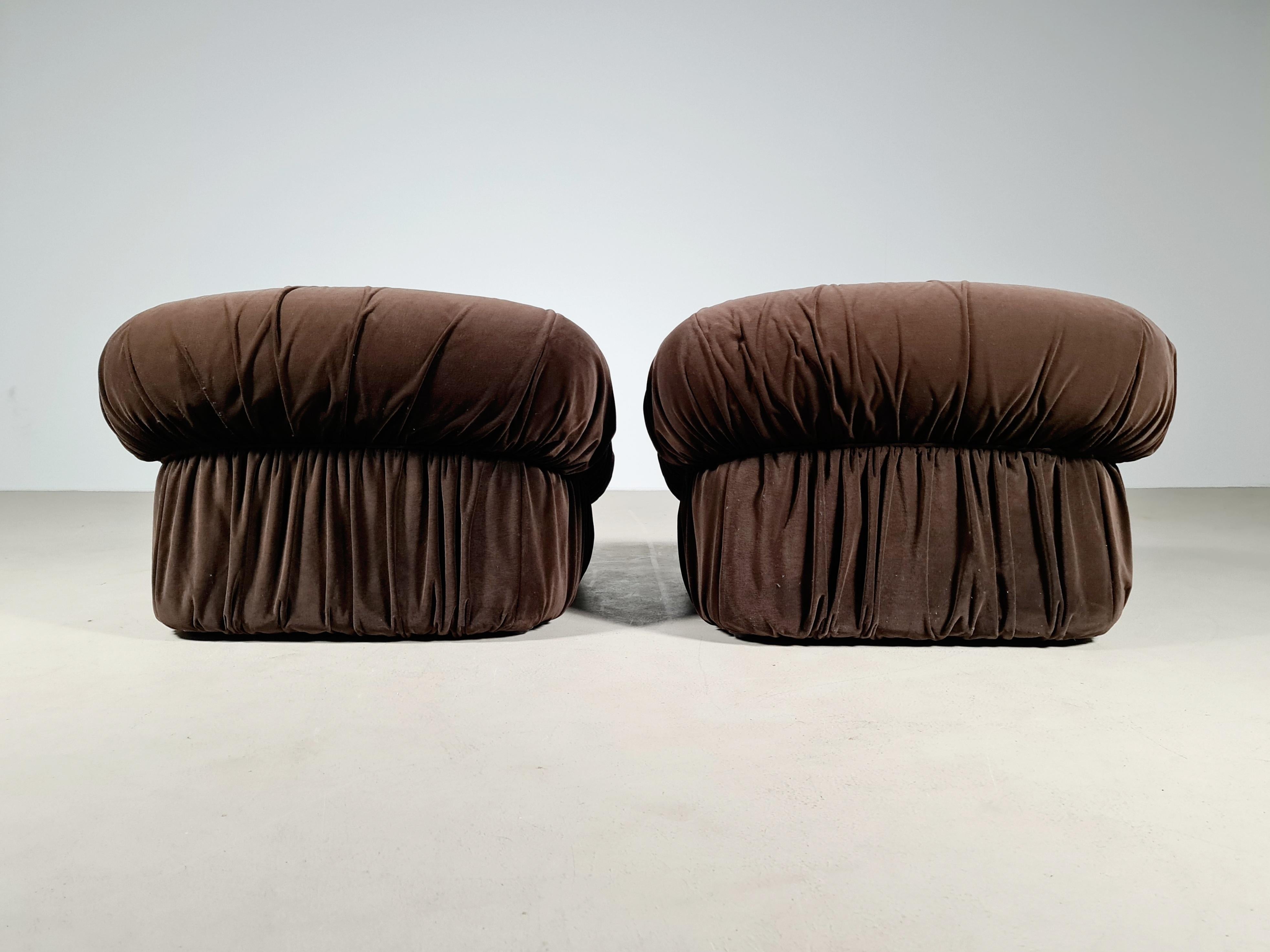 Lounge Chairs by De Pas, d'urbino and Lomazzi for Dell’Oca, 1970s 1