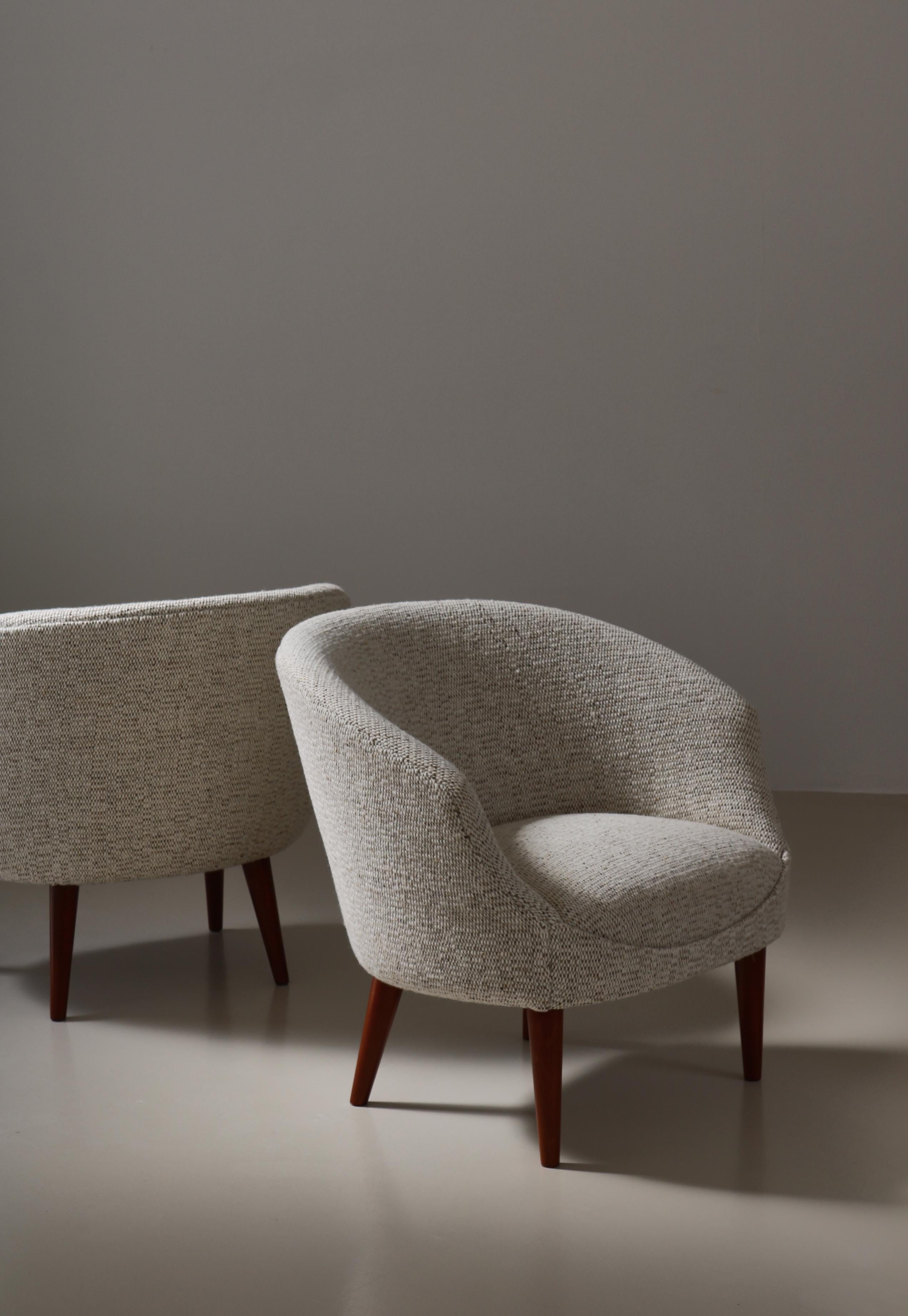 Amazing pair of lounge chairs made for 