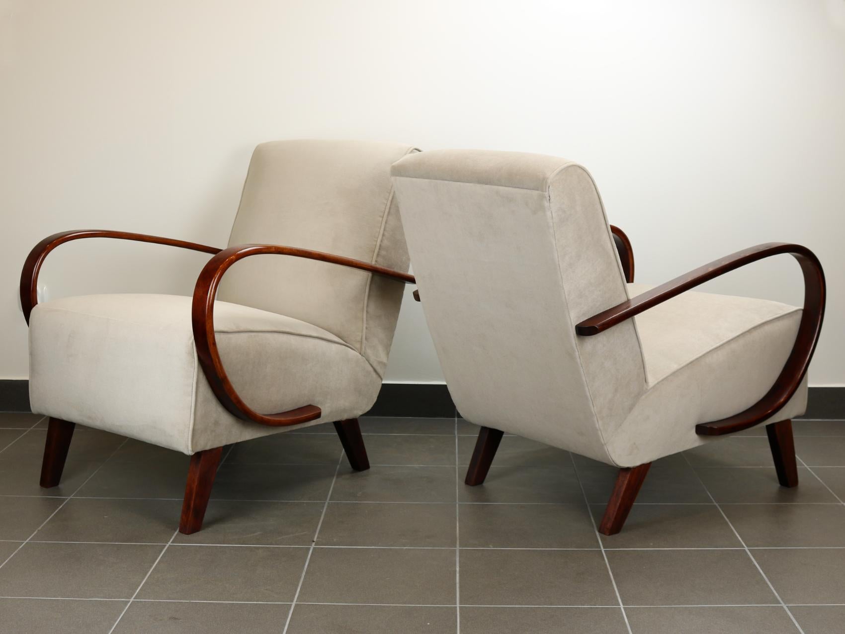 Czech Lounge Chairs by Jindrich Halabala for UP Zavody Brno, 1930s