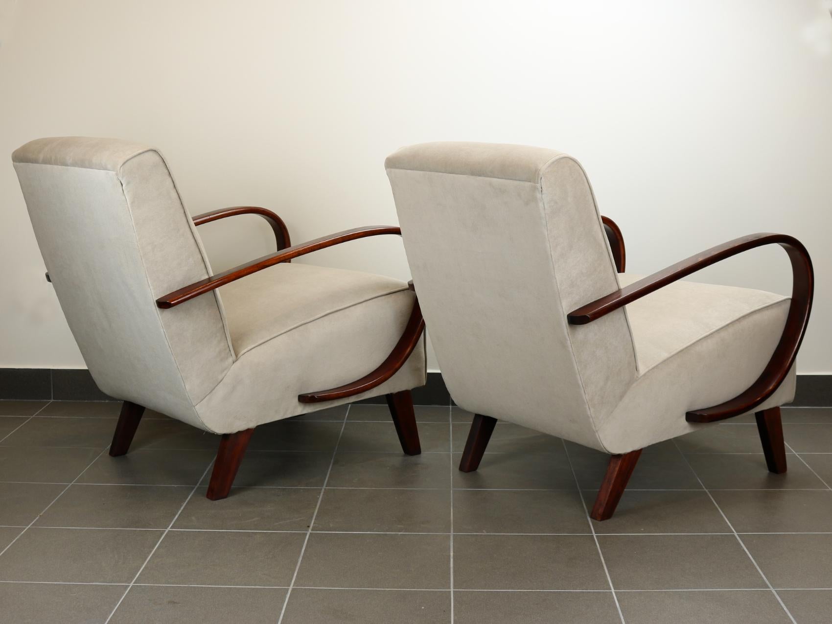 Lounge Chairs by Jindrich Halabala for UP Zavody Brno, 1930s In Good Condition In Lucenec, SK
