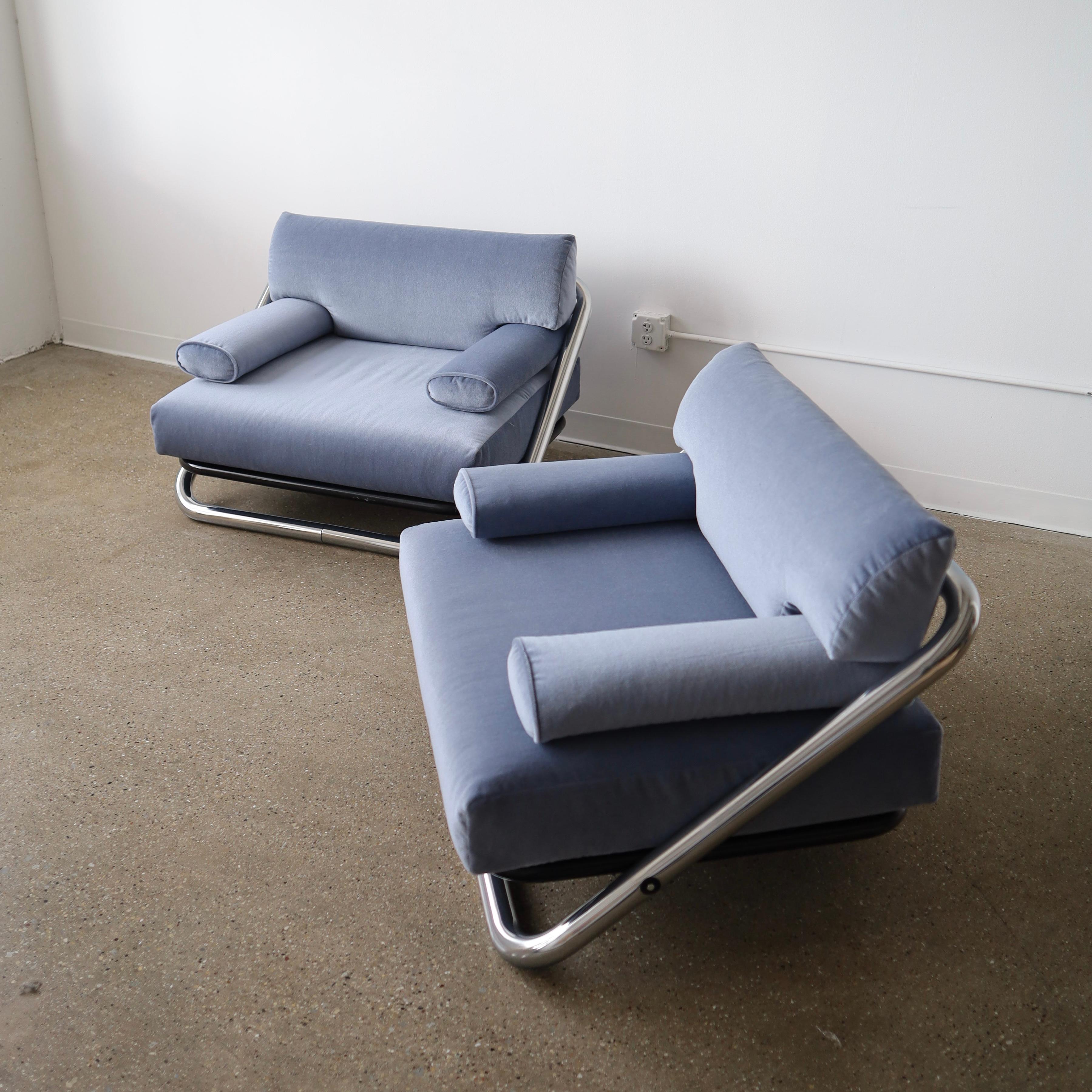 made in Canada - fully restored in mohair and freshly chromed. There is general wear consistent with age and use, especially on the black seat area. Overall these are in great vintage condition though 

