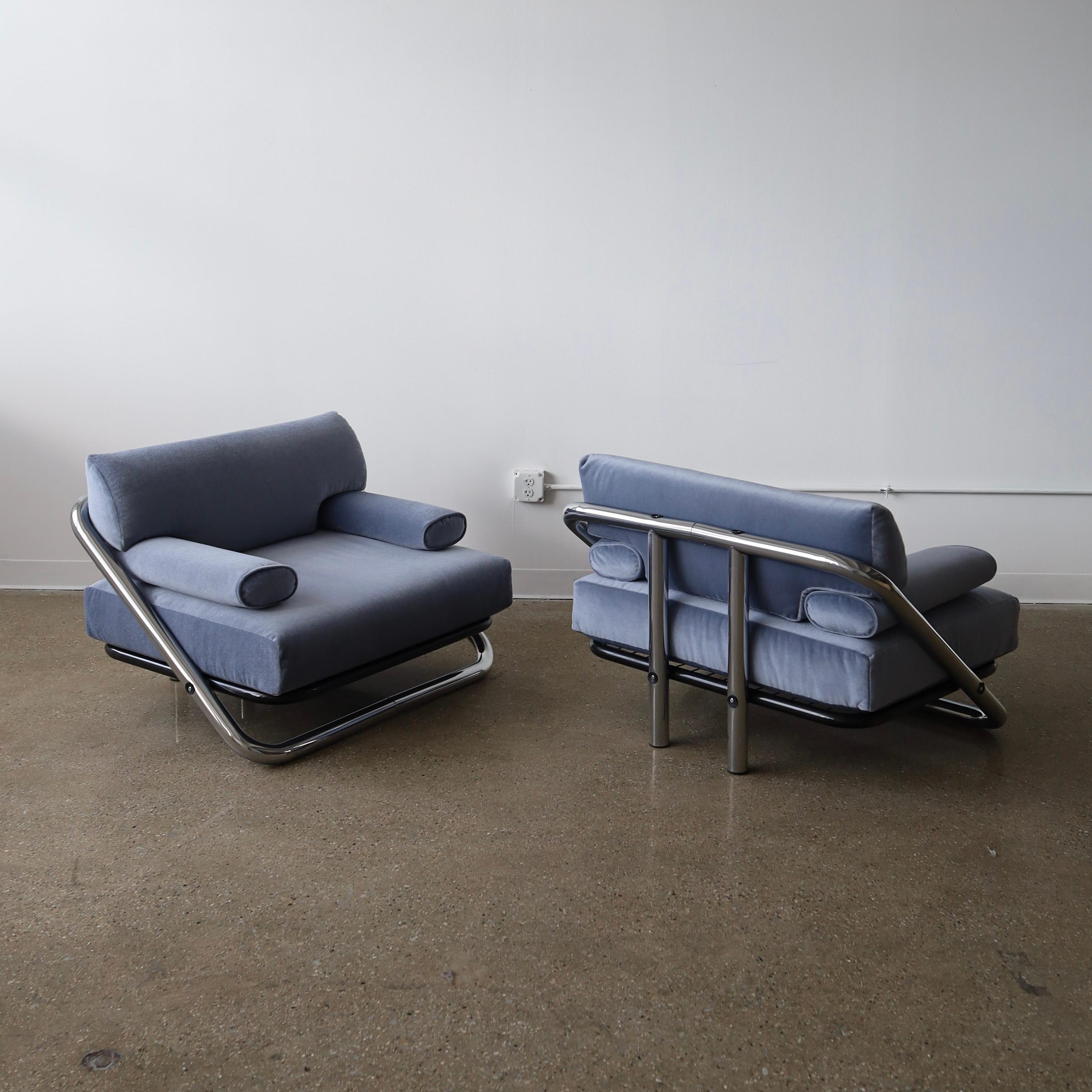 Canadian Lounge Chairs by Kinetics c. 1980s, a pair For Sale