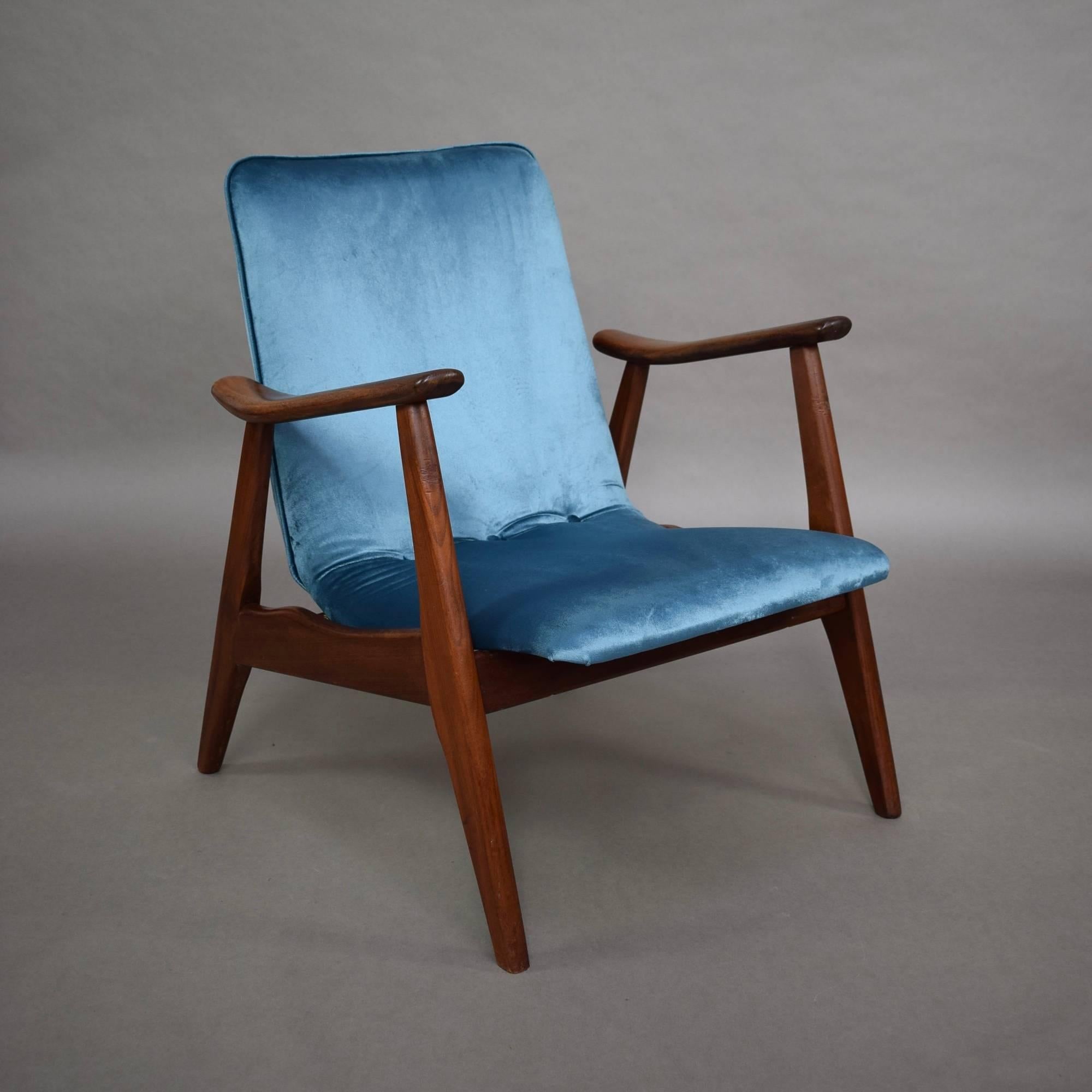 Beautiful pair of Dutch design lounge chair by Louis van Teeffelen, 1960s. The chairs are made of solid Teak and are reupholstered with a beautiful trendy petrol blue velvet fabric. 
We have multiple chairs available (in different colors).
It is