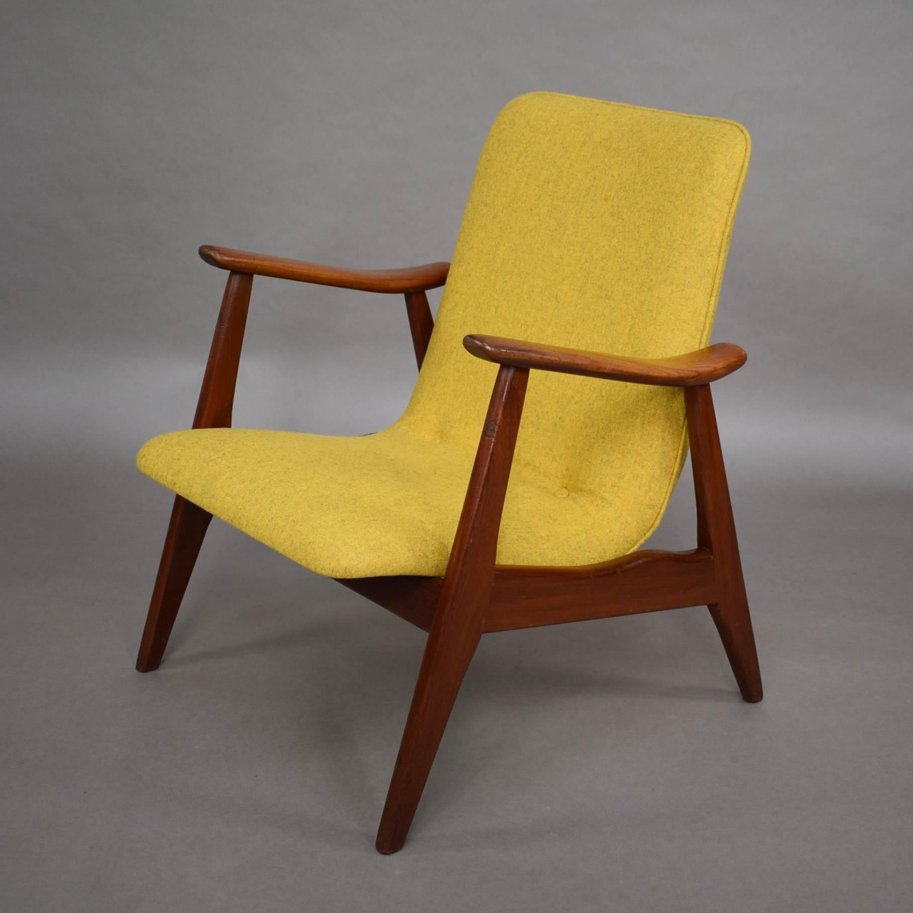 Beautiful pair of Dutch design lounge chair by Louis van Teeffelen, 1960s. The chairs are made of solid teak and are reupholstered with a beautiful trendy felt fabric.
We have multiple chairs available (in different colors).
It is also possible to