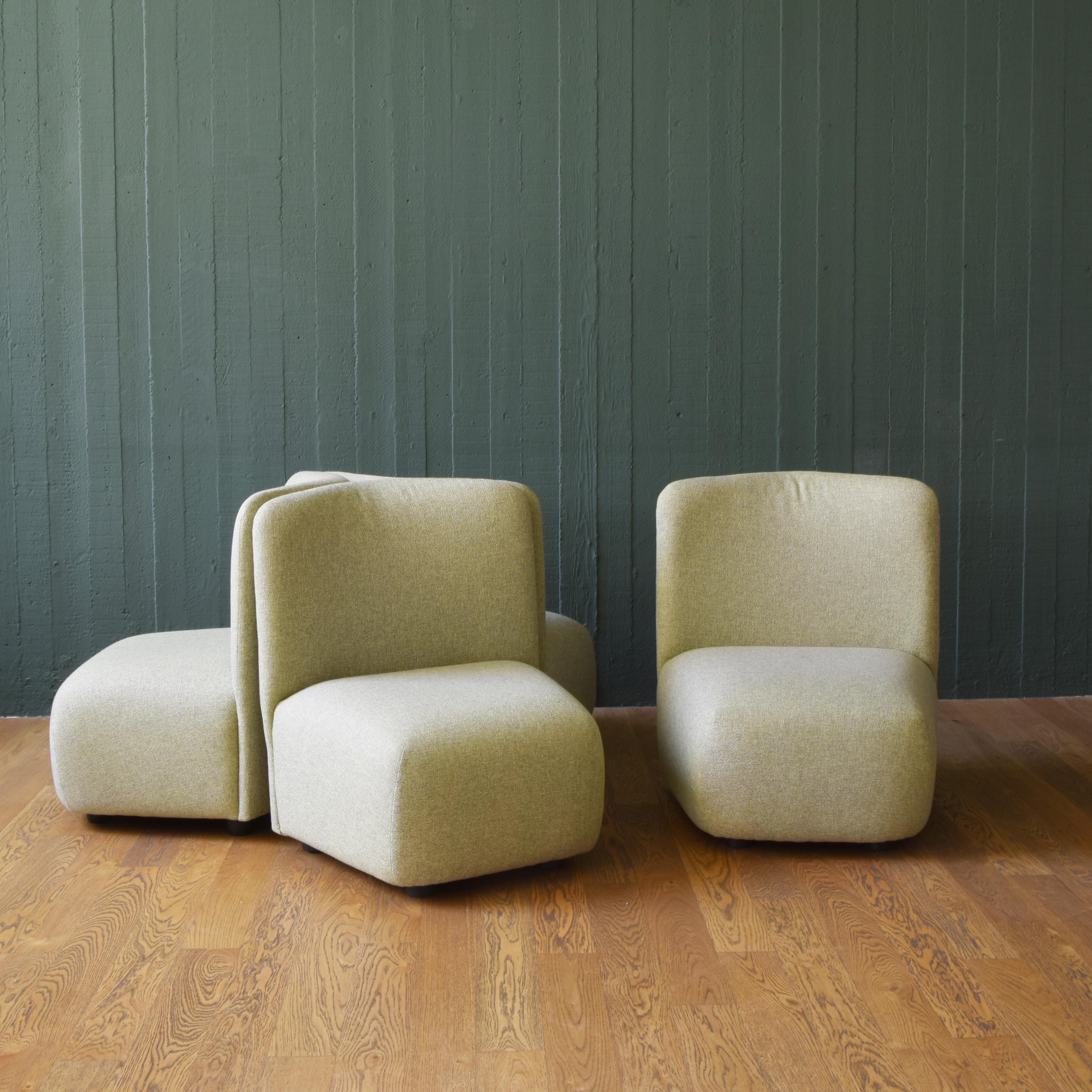 Periodo contemporaneo Lounge chairs combo in vendita