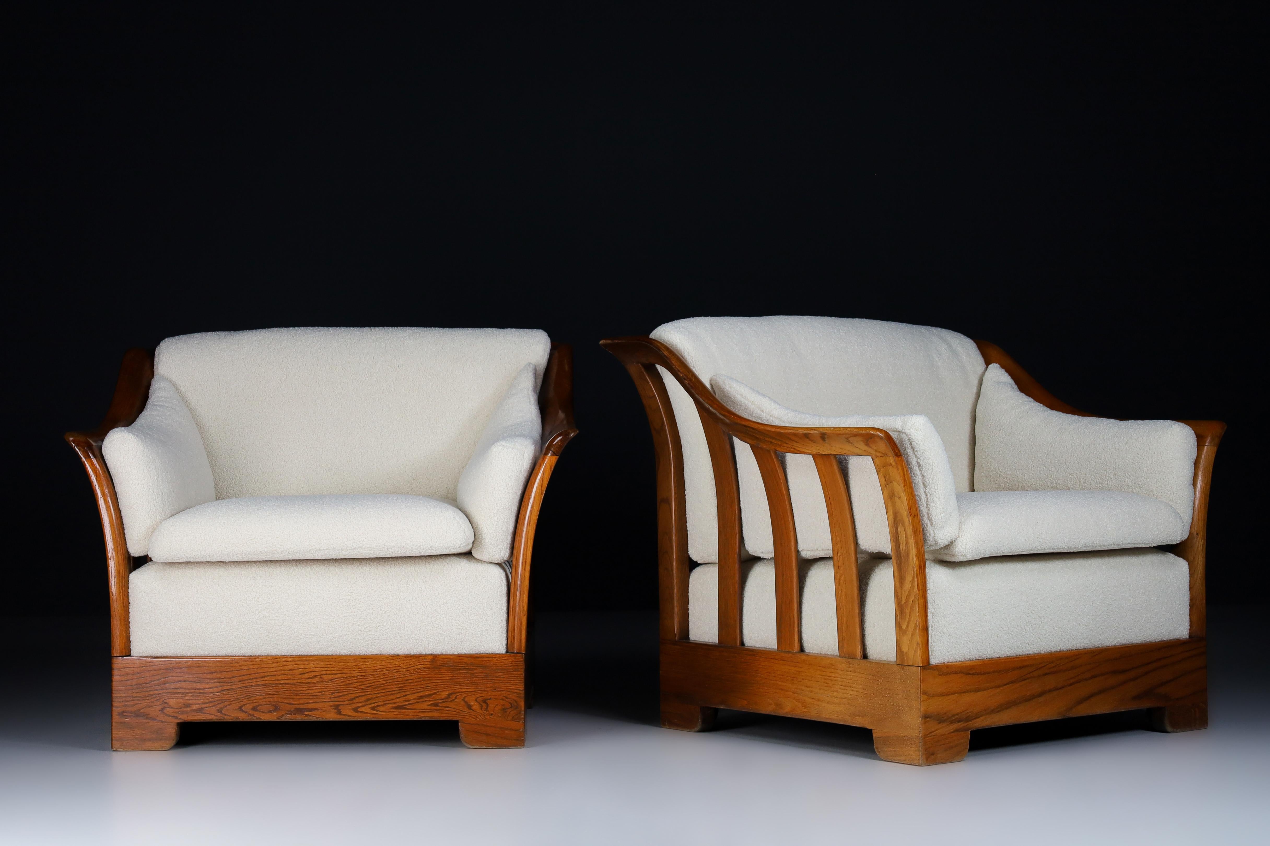 Mid-Century Modern Lounge Chairs in Ash and Teddy Upholstery by Sapporo for Mobil Girgi, Italy 1970 For Sale