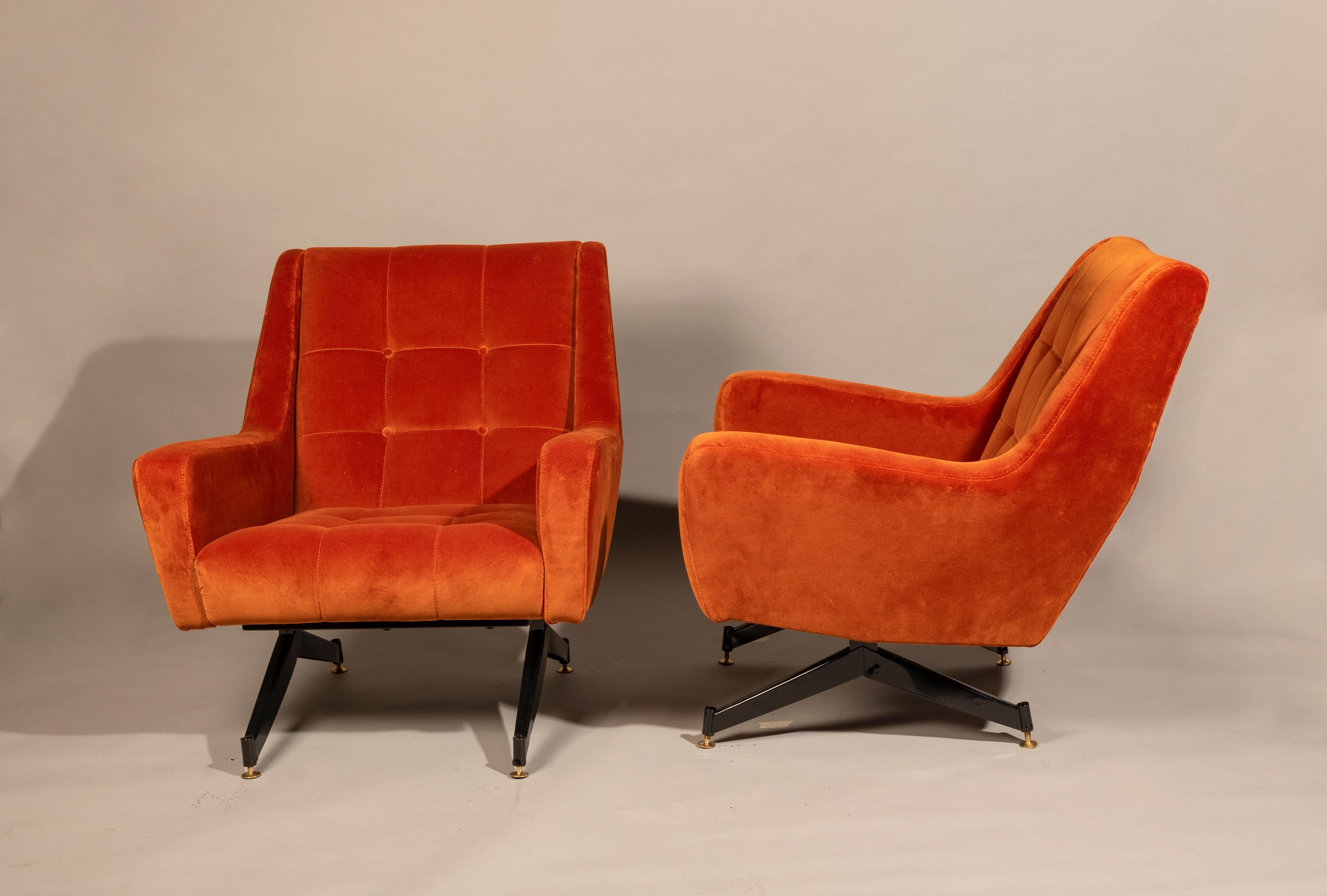 Italian midcentury lounge chairs, in Osvaldo Borsani style for Tecno, black lacquered metal base, brass feet, reupholstered in Lelievre cotton velvet.