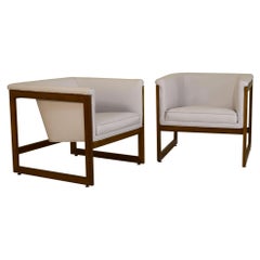 Lounge Chairs in Quartz White Leather and Walnut