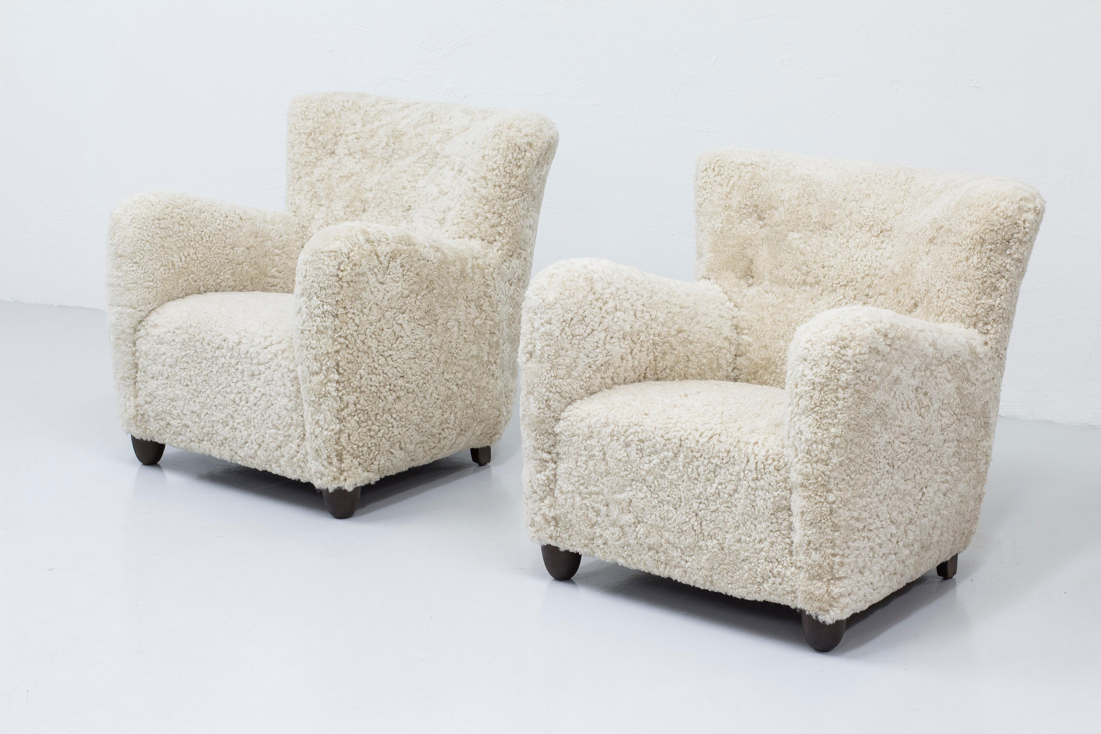 Mid-20th Century Lounge Chairs in the Manner of Flemming Lassen, Denmark, 1940-50s