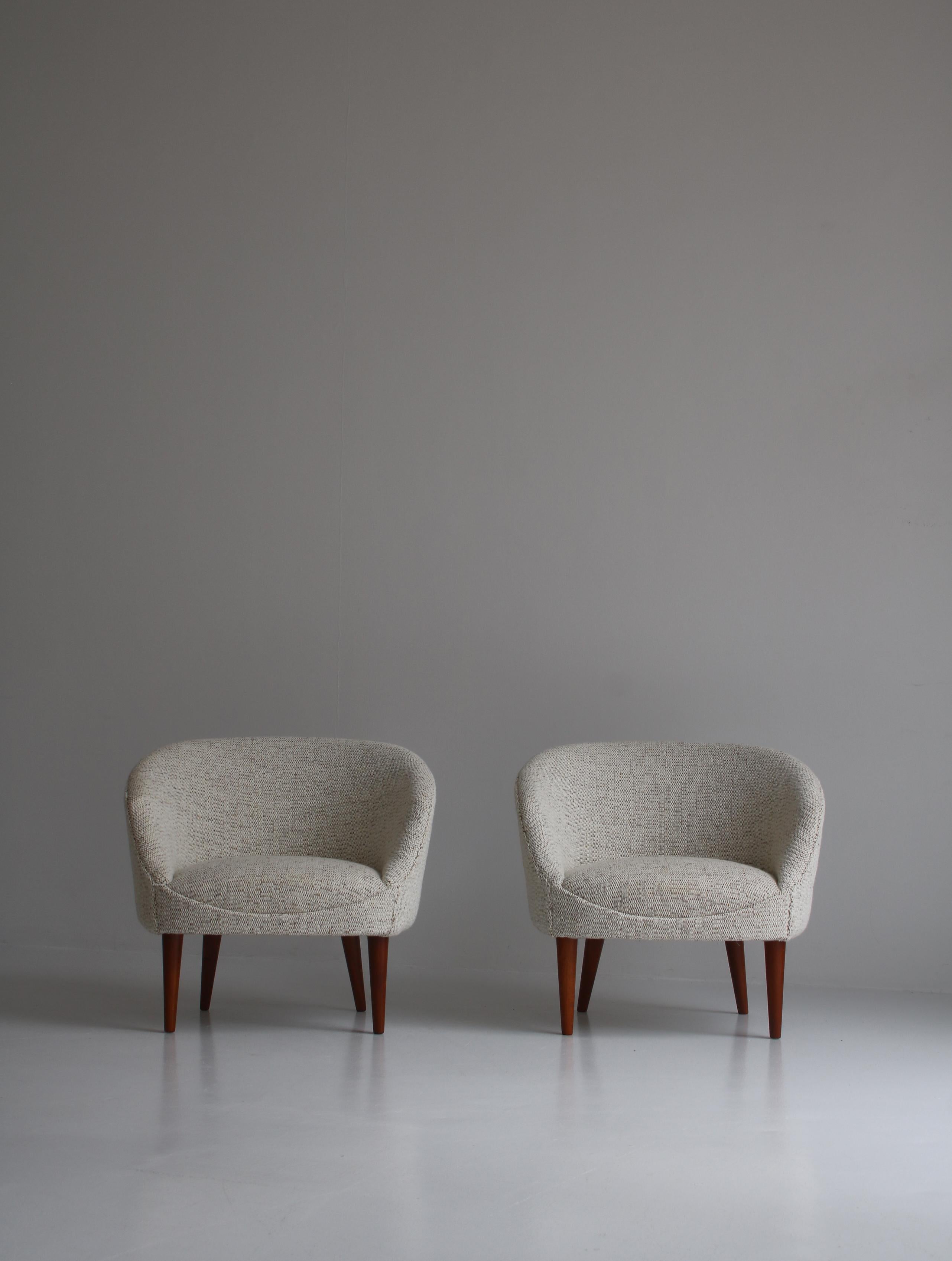 Scandinavian Modern White Wool Lounge Chairs by 