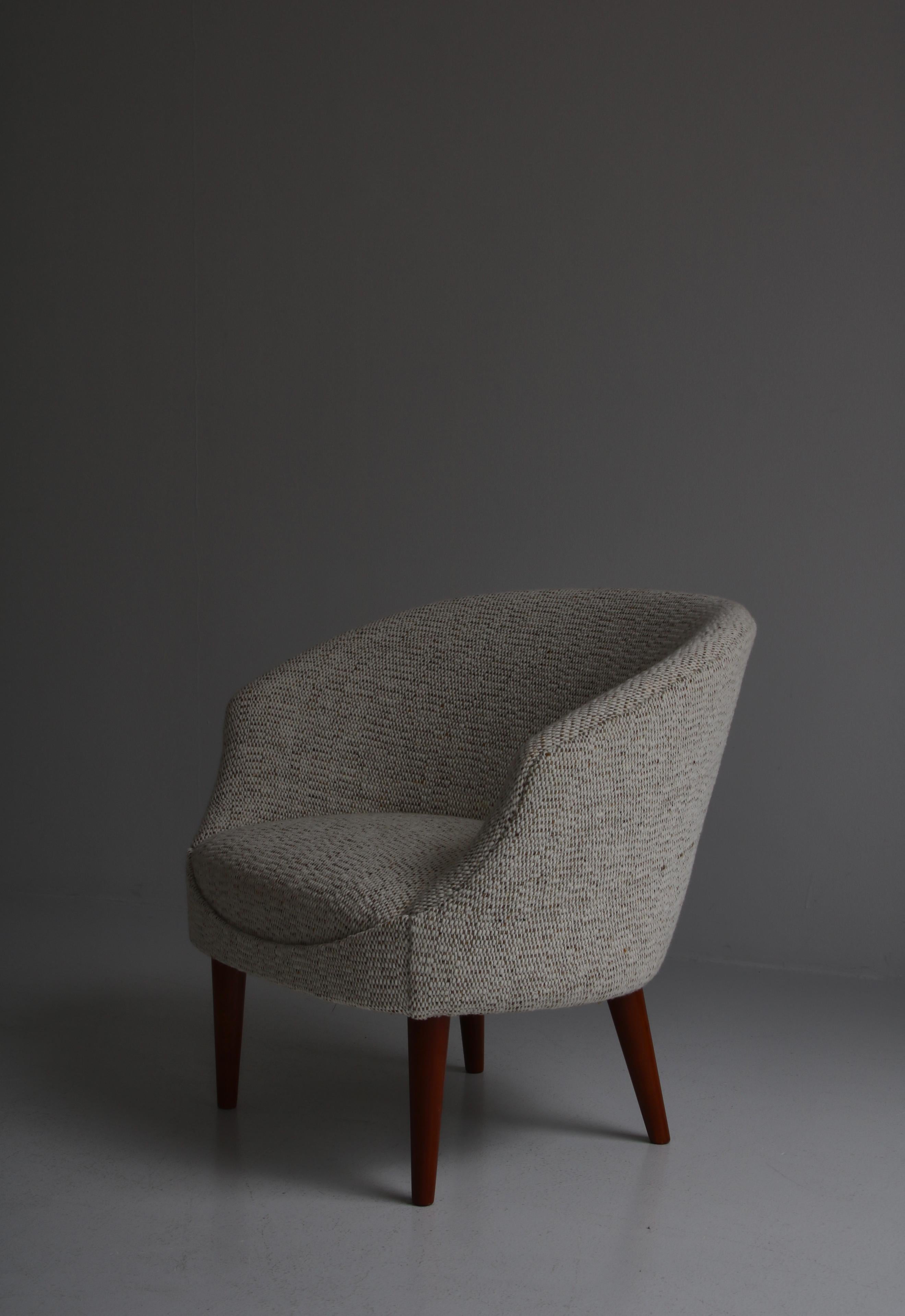 Scandinavian Modern White Wool Lounge Chairs by 
