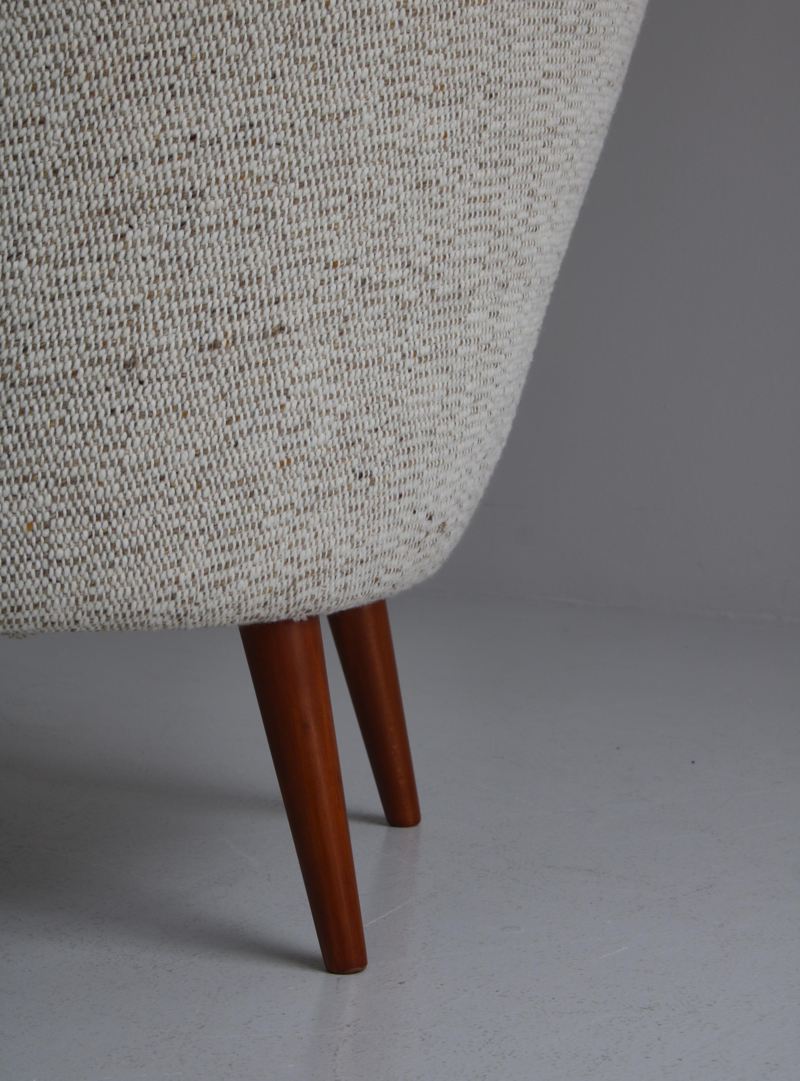 White Wool Lounge Chairs by 