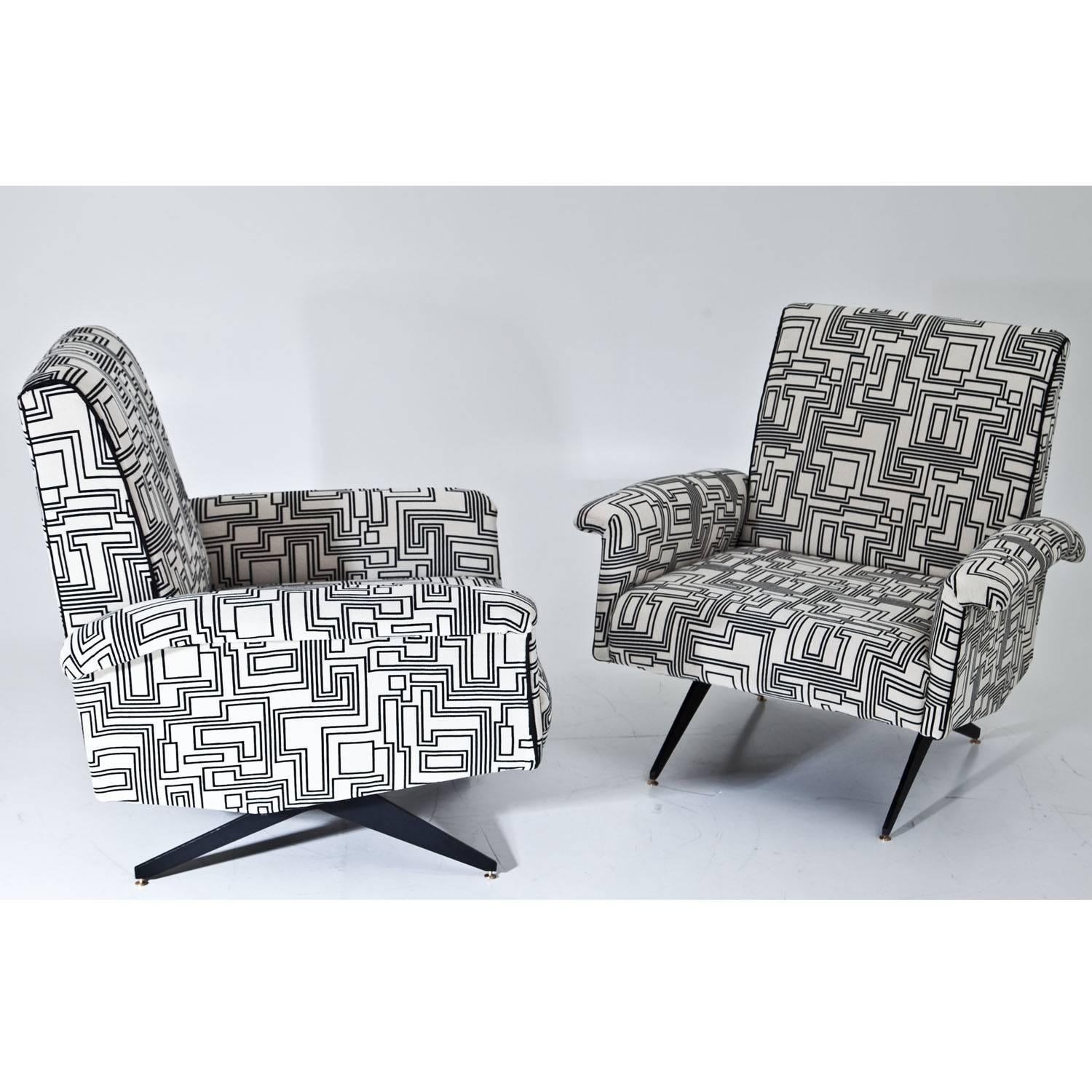 Lounge Chairs, Italy, Mid-20th Century (Moderne der Mitte des Jahrhunderts)
