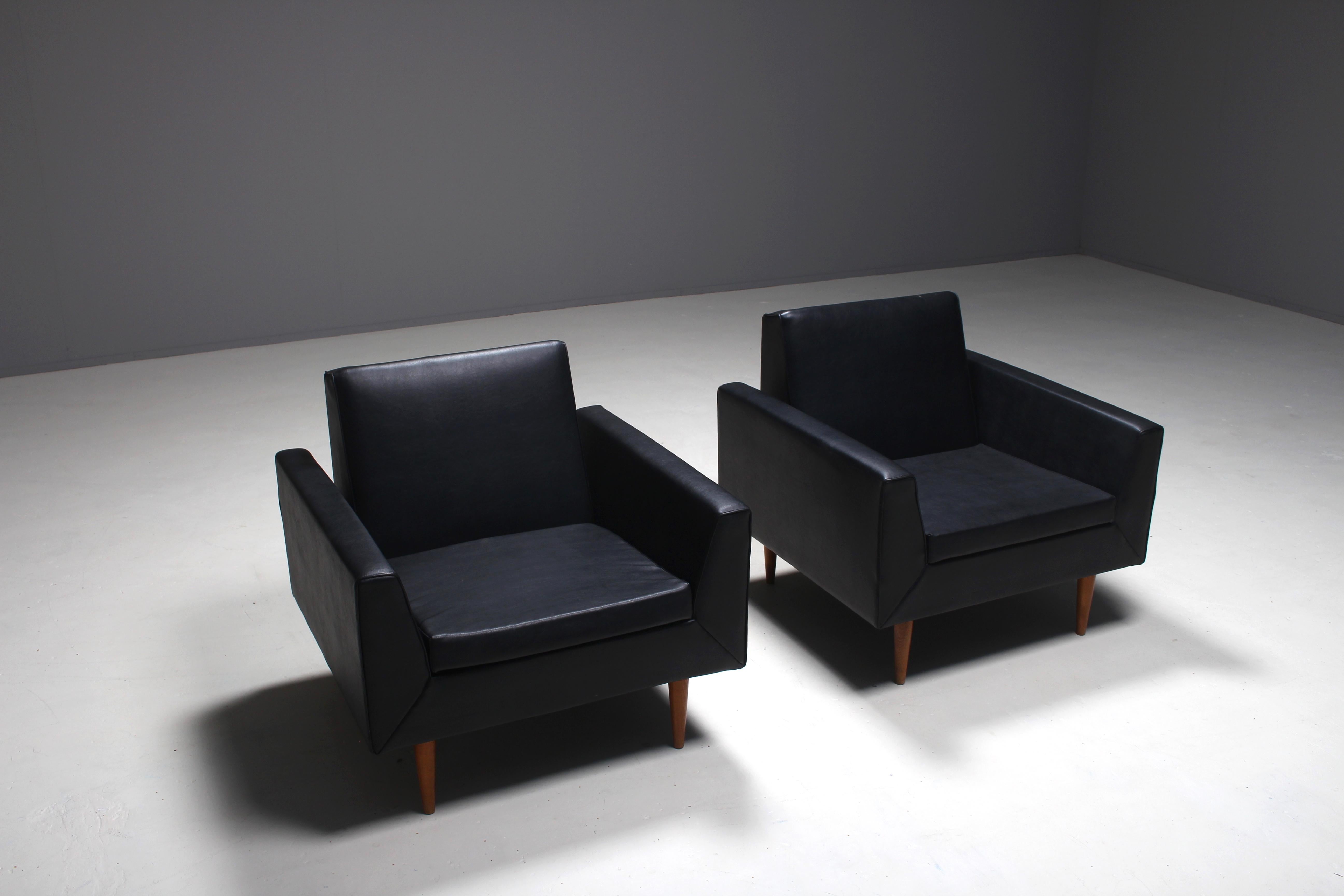 lounge armchair model 410