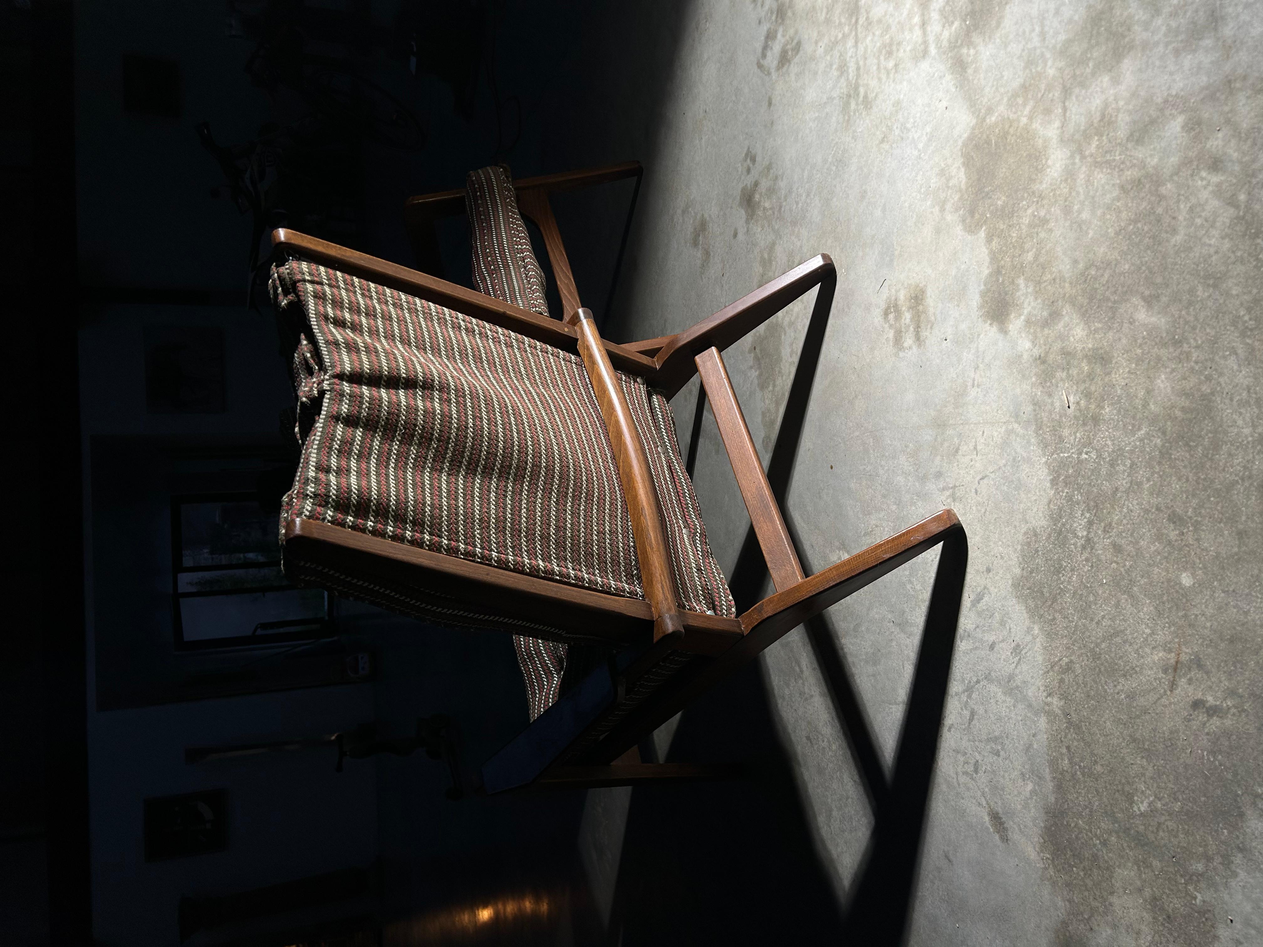 Loungesessel von Pierre Guariche, FS105, Frankreich, 1950 (Holz) im Angebot