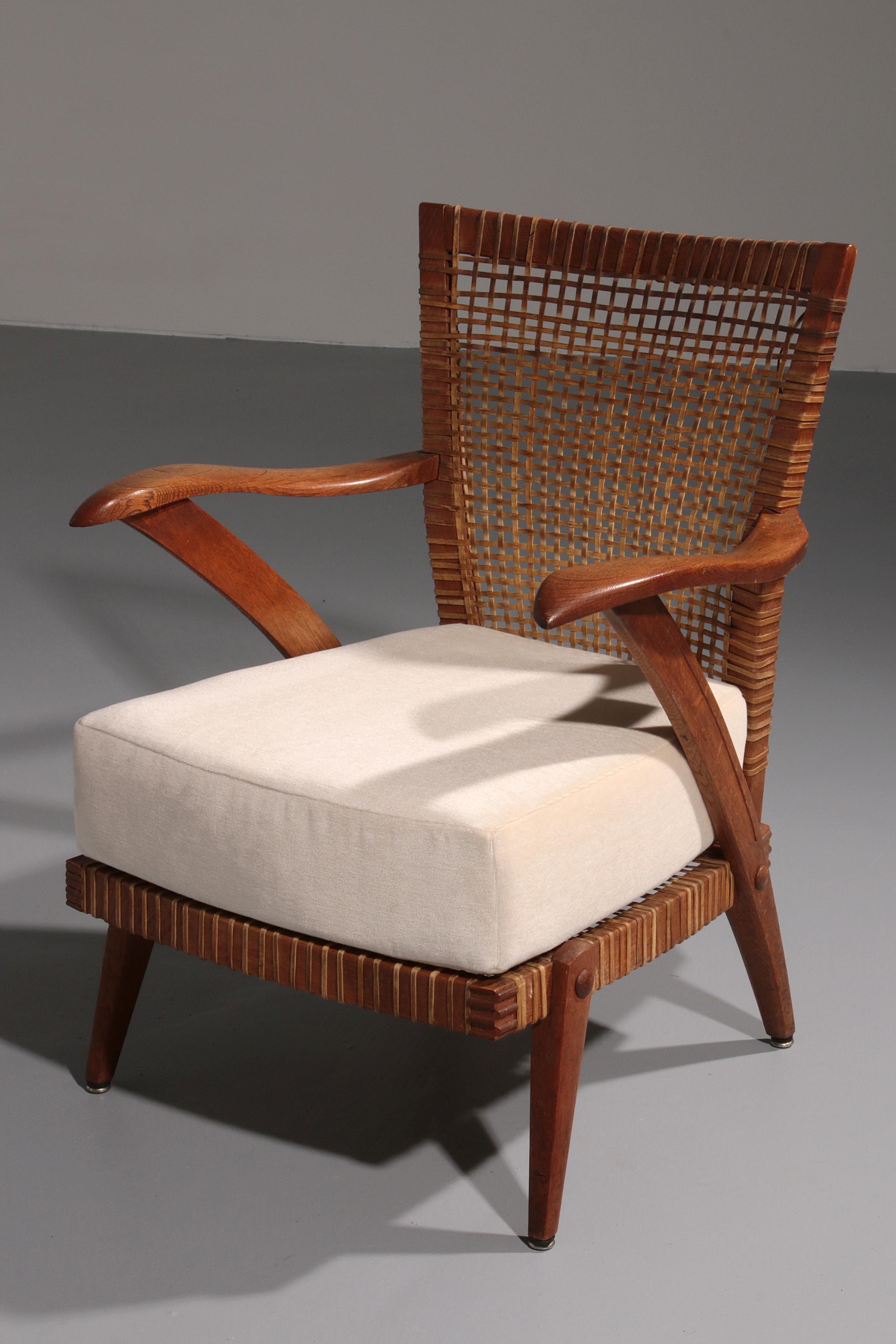 Chaises longues Elegance Timeless Chaises hollandaises en bois de hêtre 1930 en vente 3