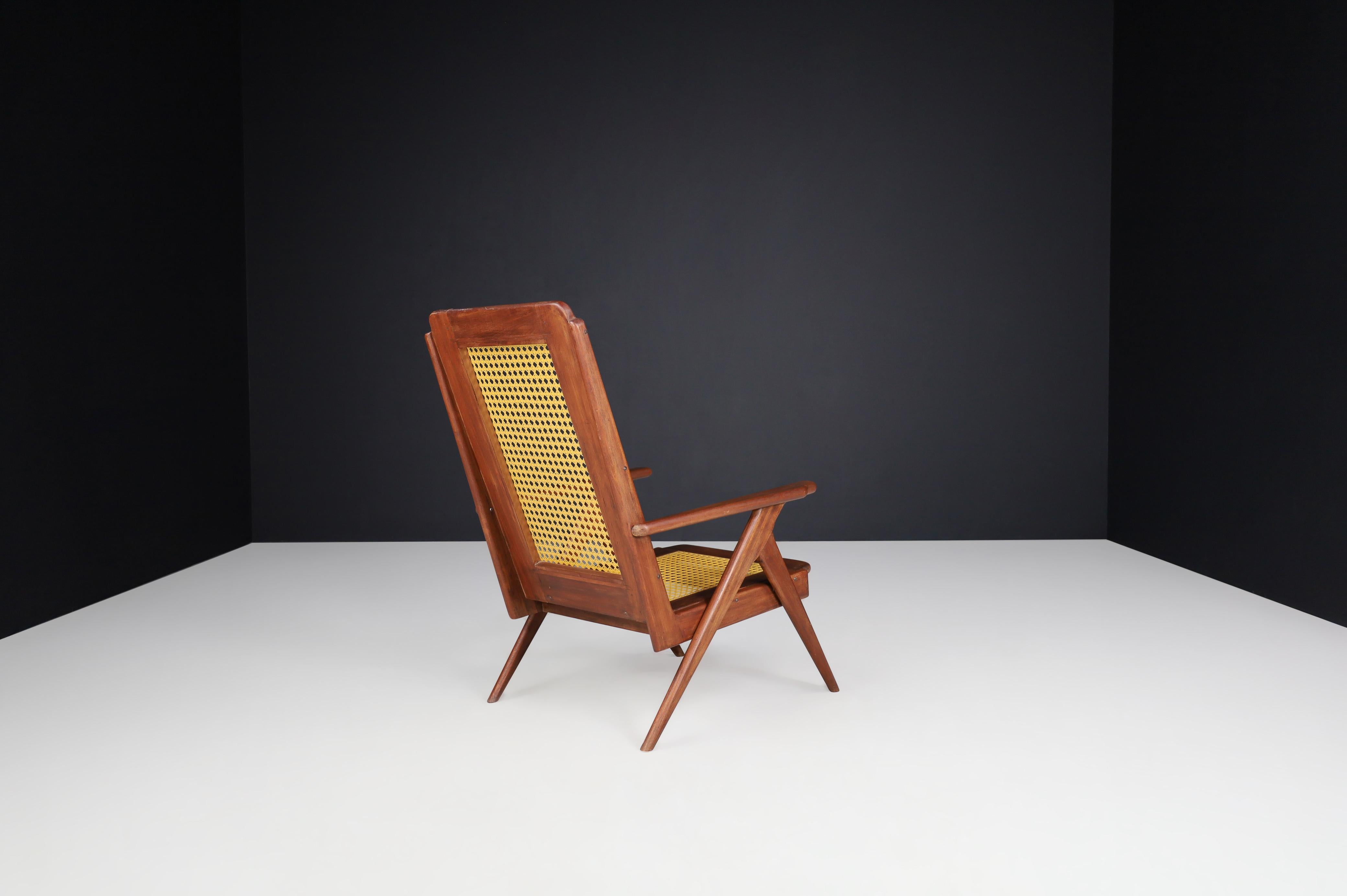 Loungesessel aus Hartholz mit Struktur und Webbing, Frankreich 1950er Jahre im Angebot 7