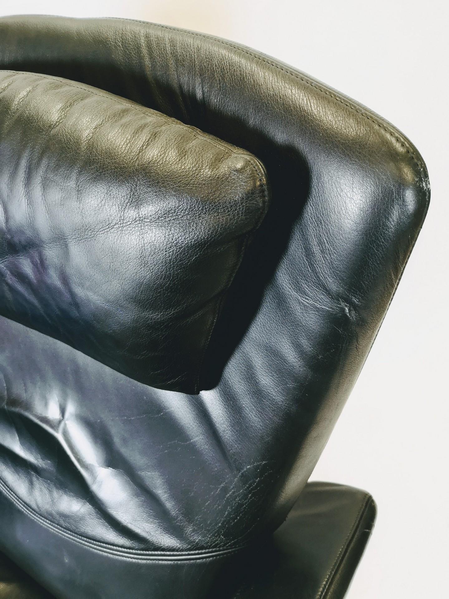 Late 20th Century Lounge Leather Armchair by Rolf Benz In Good Condition For Sale In Budapest, HU