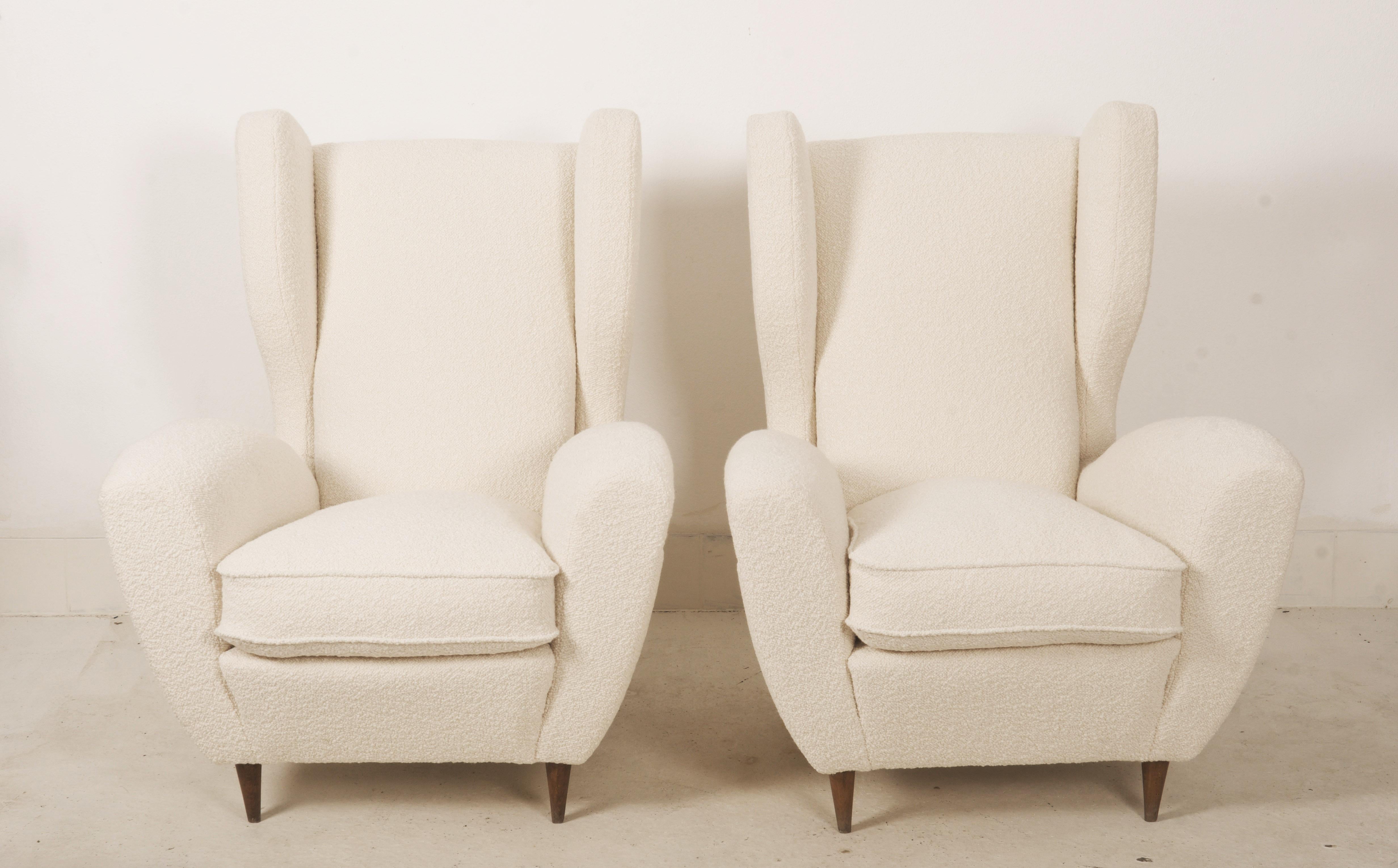 Mid-20th Century Lounge or Wingback Chairs in Cream Bouclé by Melchiorre Bega For Sale