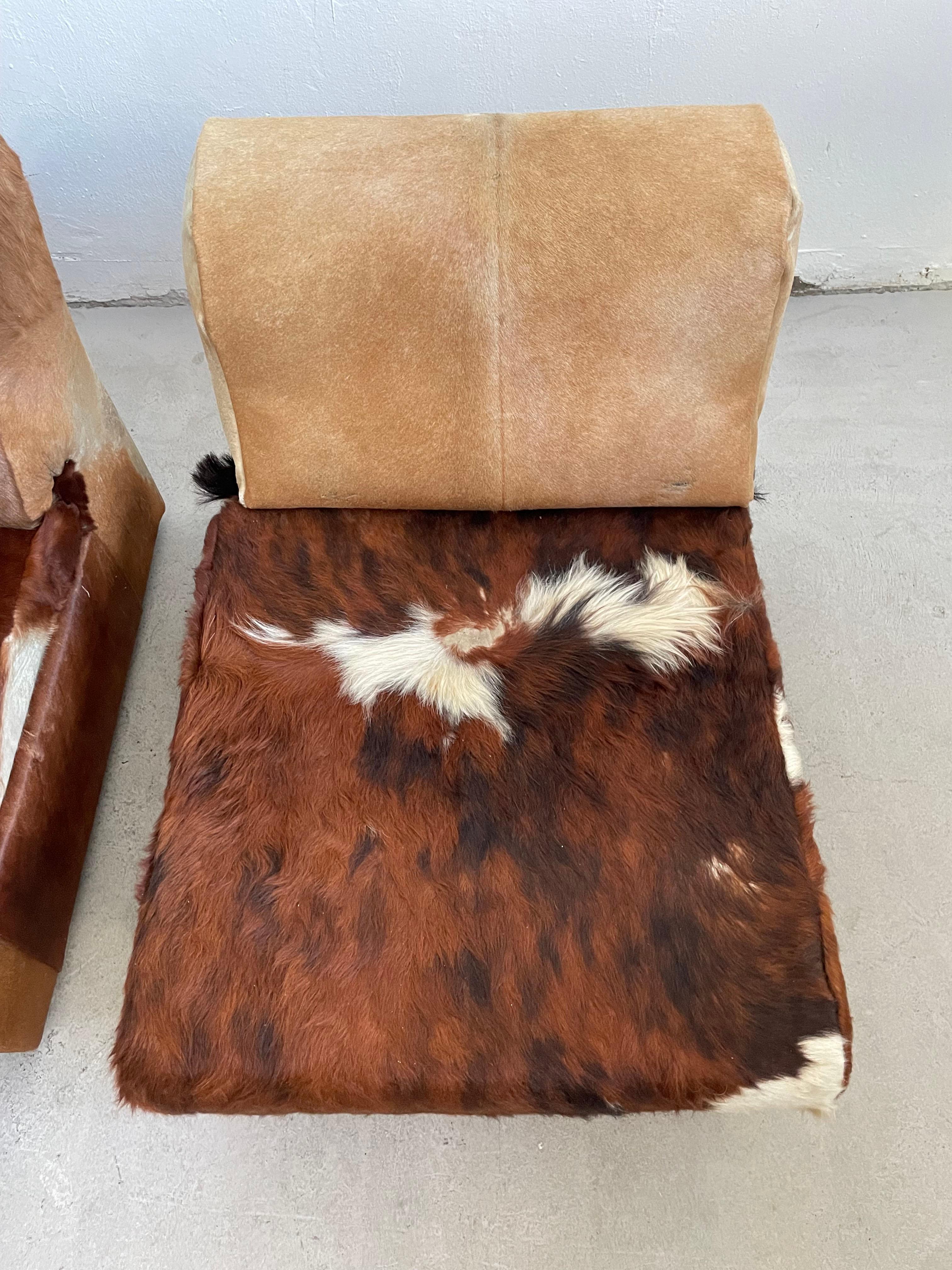 Lounge Seating Set, Sofa + Chairs in Cow Hide, Cow Fur, 1970's For Sale 11