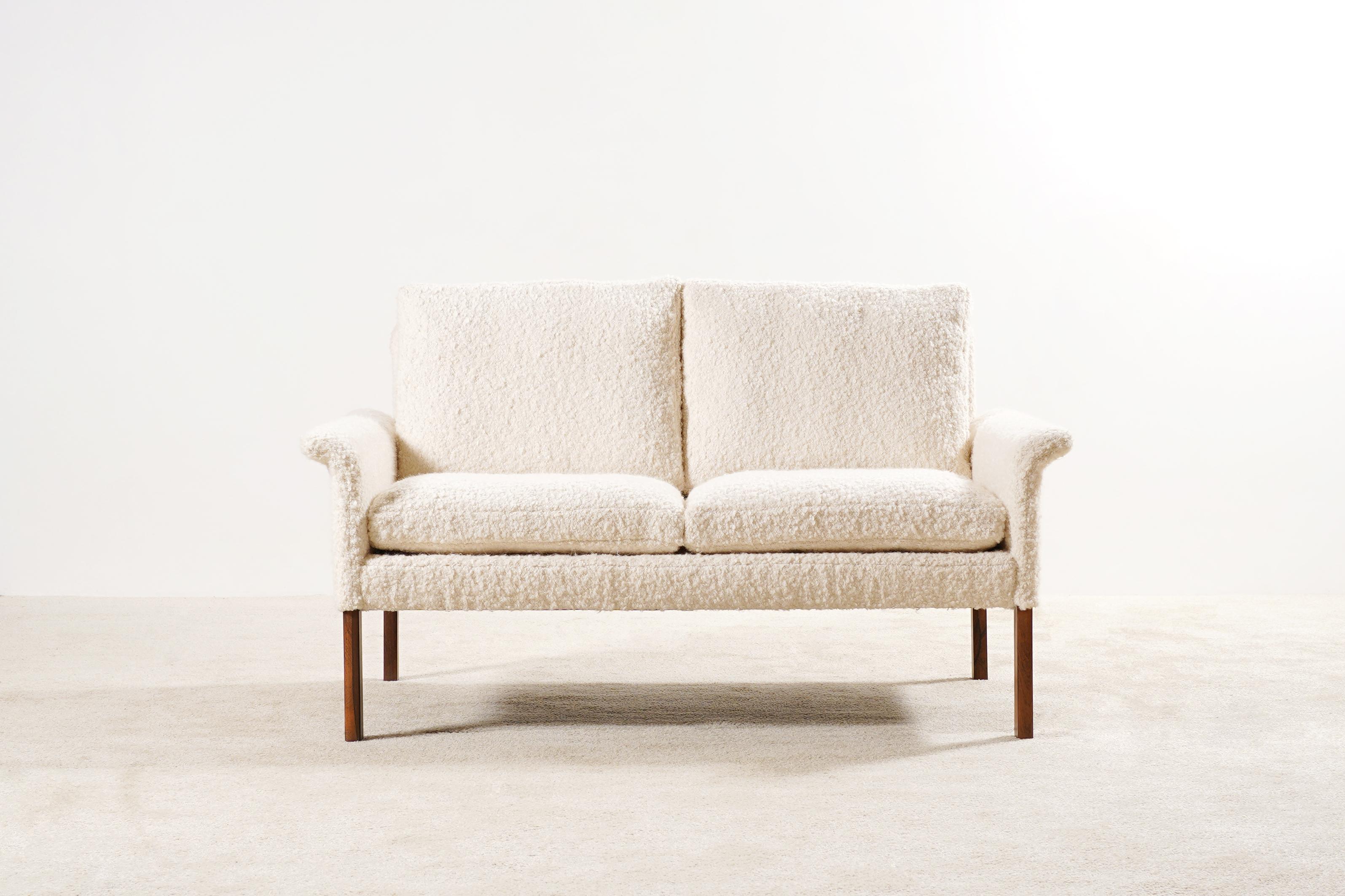 Scandinavian Modern Lounge Set of Two-Seat Sofa and Armchair Model 500 by Hans Olsen for CS Møbler