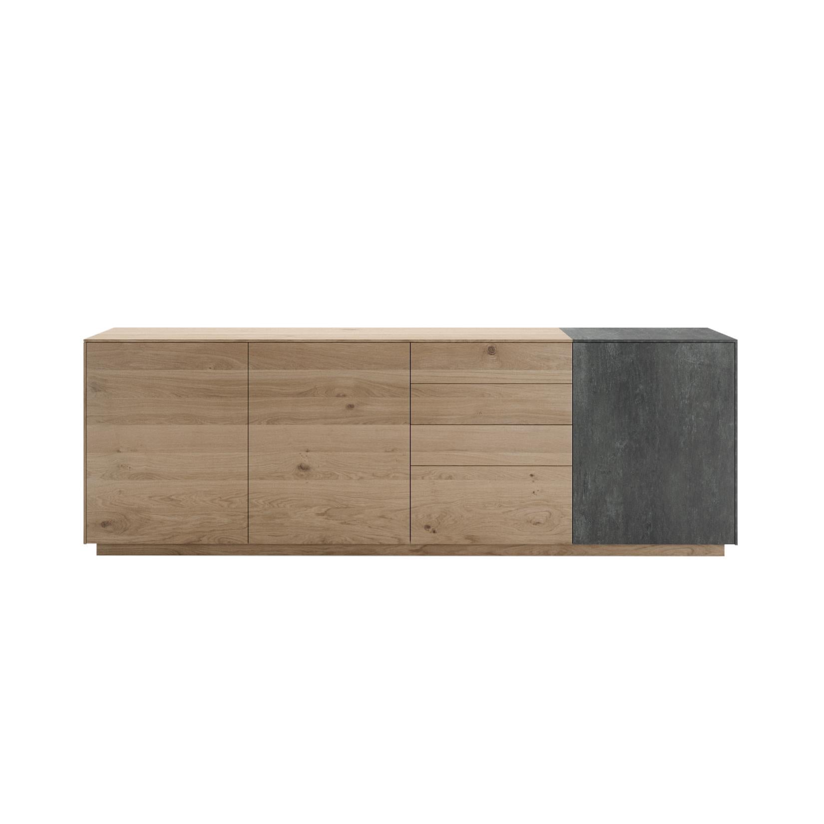La collection Lounge est disponible en deux qualités de bois de chêne et peut être combinée avec deux références céramiques différentes. Cette collection est hautement personnalisable et pourrait également incorporer des détails en verre bronze et