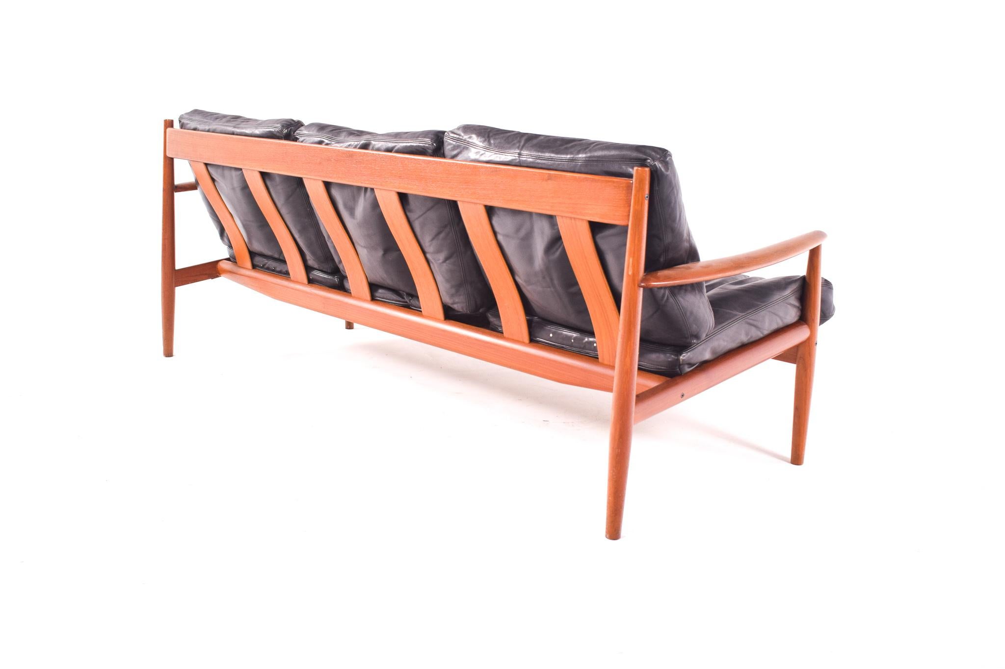 Lounge Sofa in Teak, Model 118 by Grete Jalk for France & Son, 1960's 4