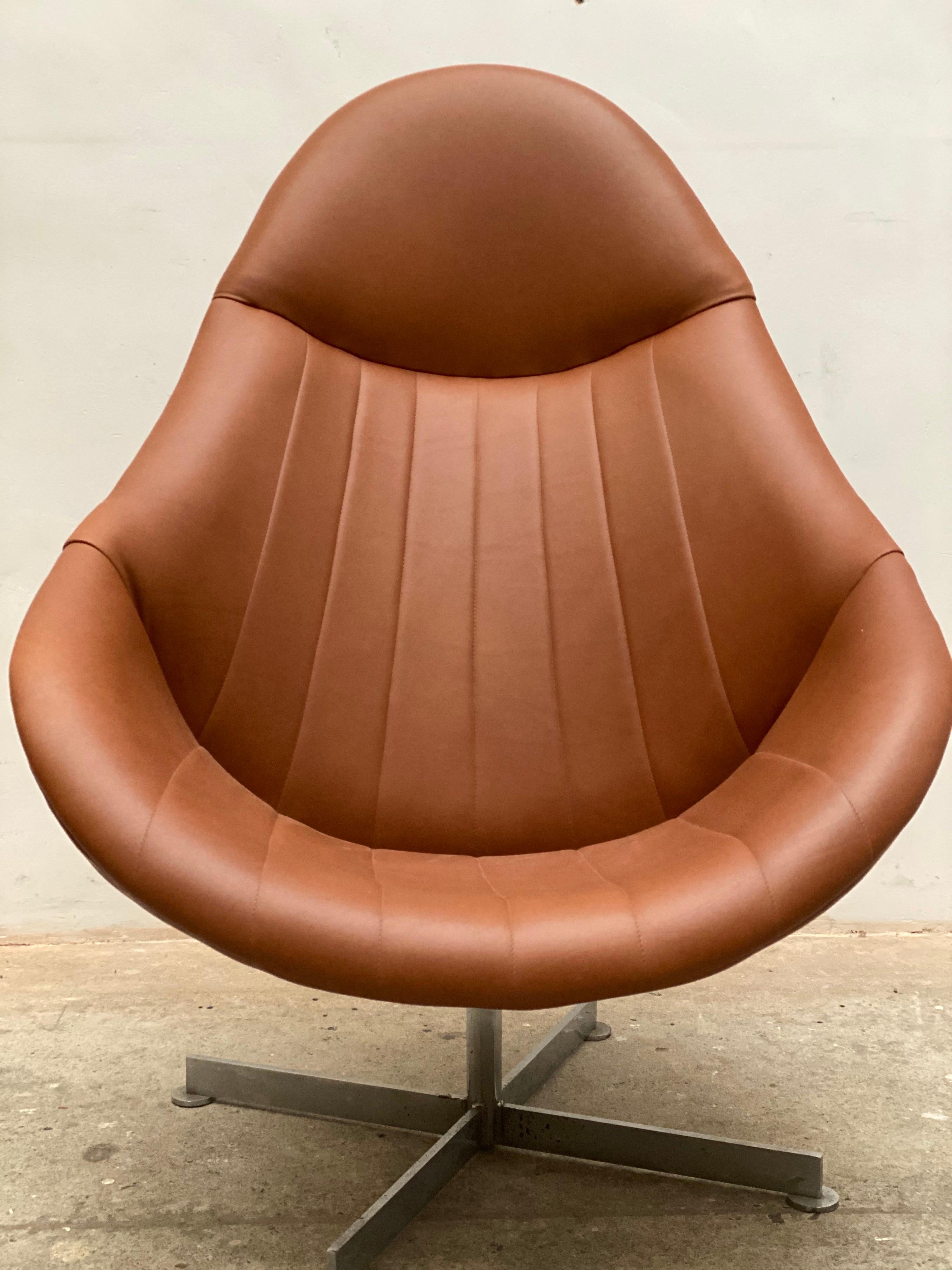 Leather Lounge Swivel Chair, Dutch Design, 1960s by Rudolf Wolf for Rohé Noordwolde