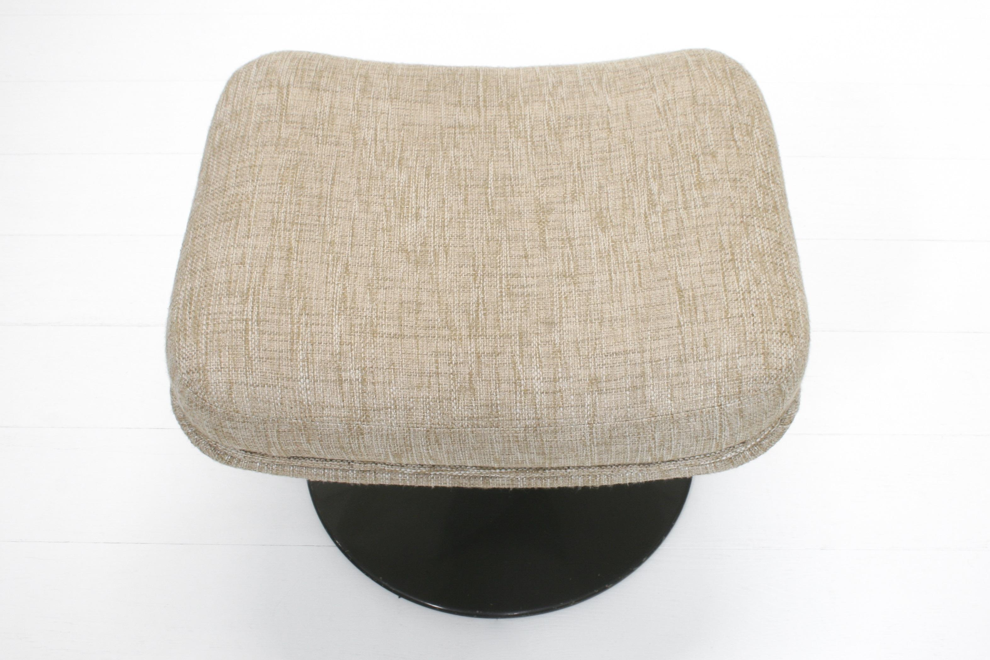 Lounge Swivel Chair & Ottoman by Geoffrey David Harcourt for Artifort 1
