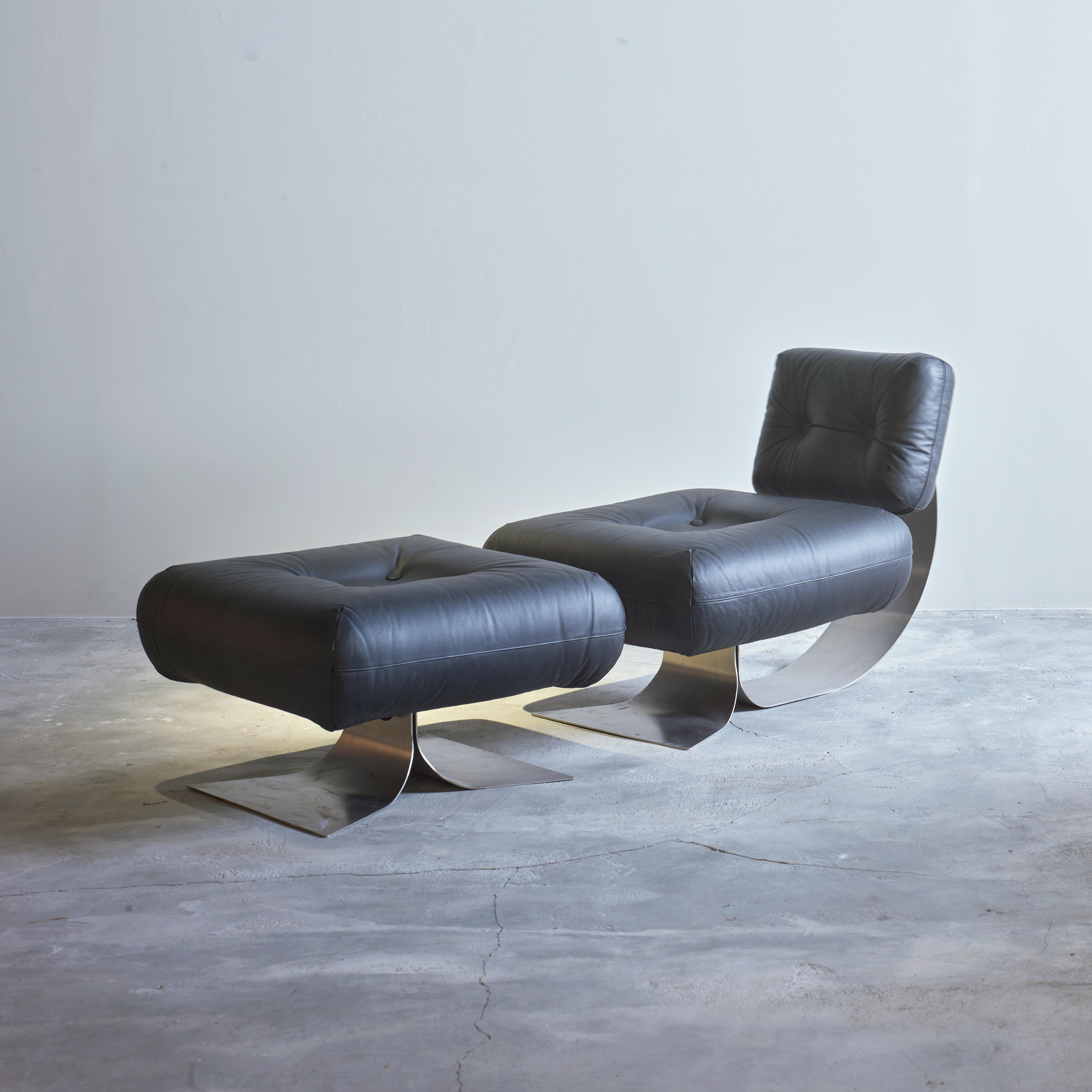 Lounger and ottoman 