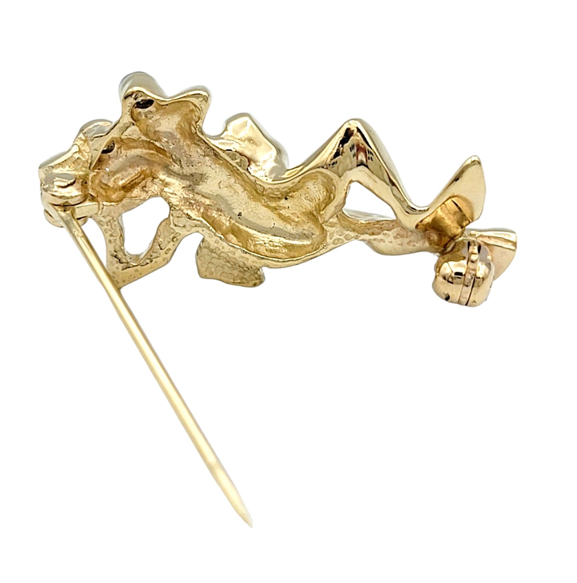 Lounging Frog with Diamond Eyes Brooch Pin Set in 14 Karat Yellow Gold In Good Condition For Sale In Scottsdale, AZ